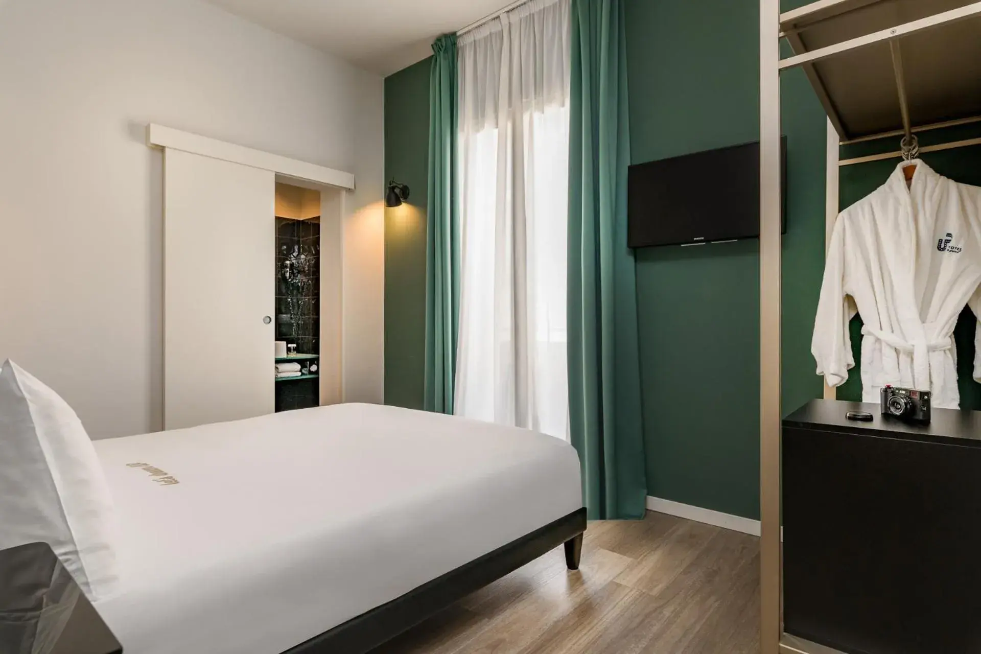 Bed in Up Hotel Bed in Up Hotel