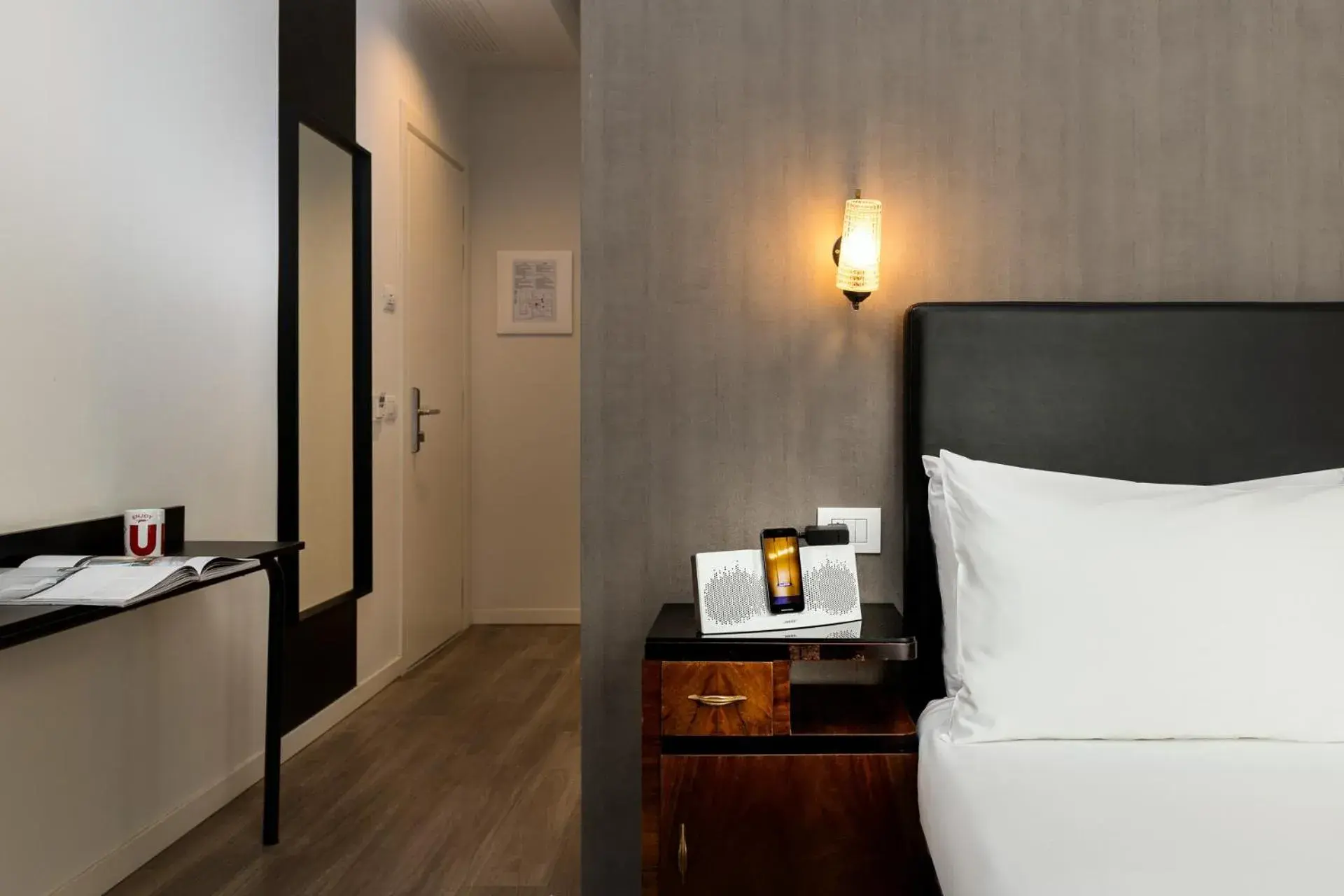 Living room, Bed in Up Hotel Living room, Bed in Up Hotel