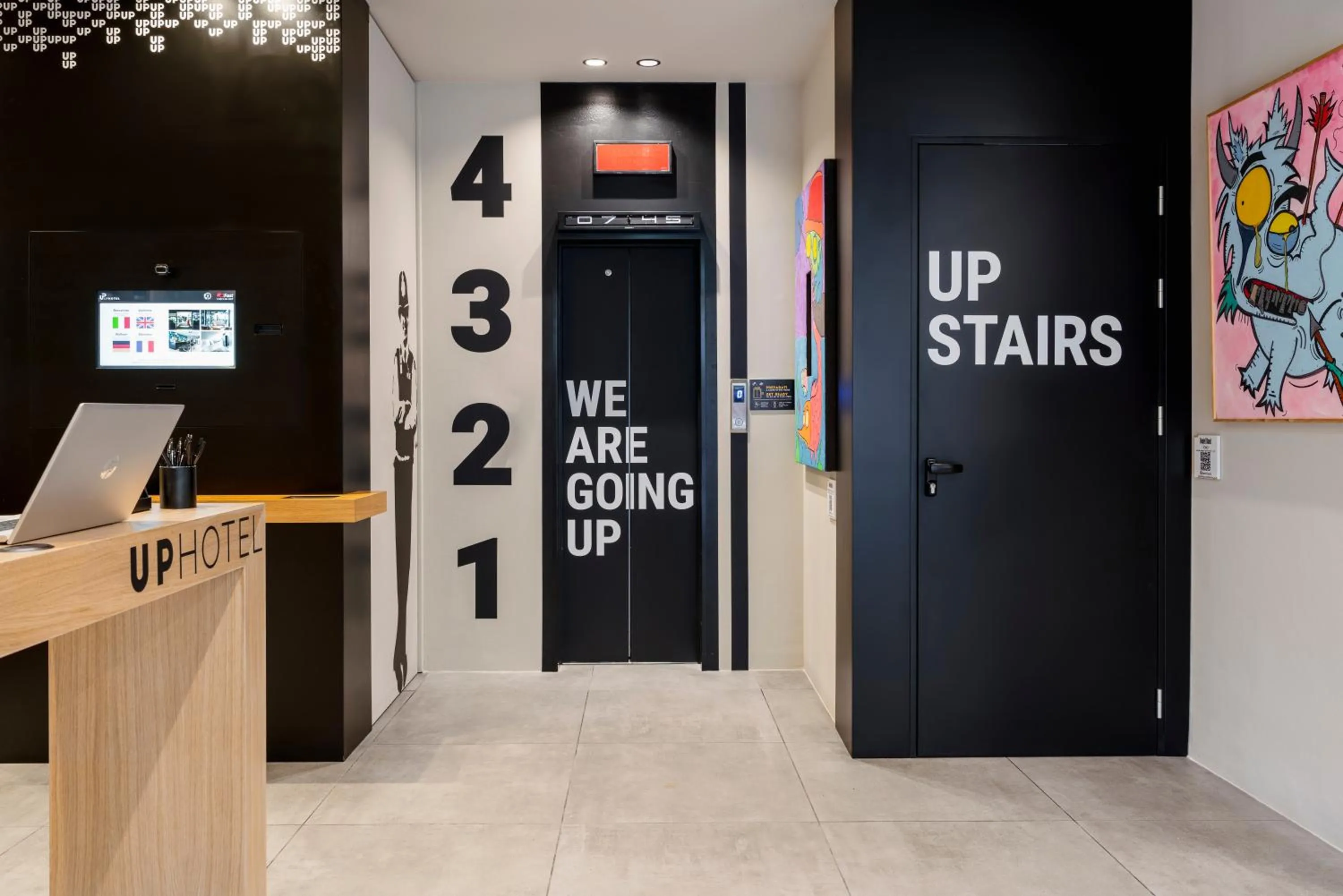 Lobby or reception in Up Hotel