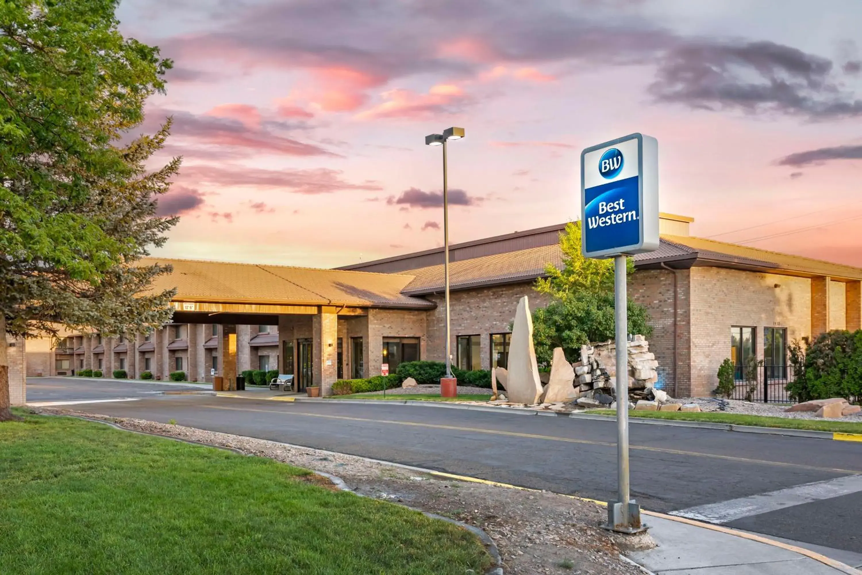 Property building in Best Western Elko Inn Property building in Best Western Elko Inn