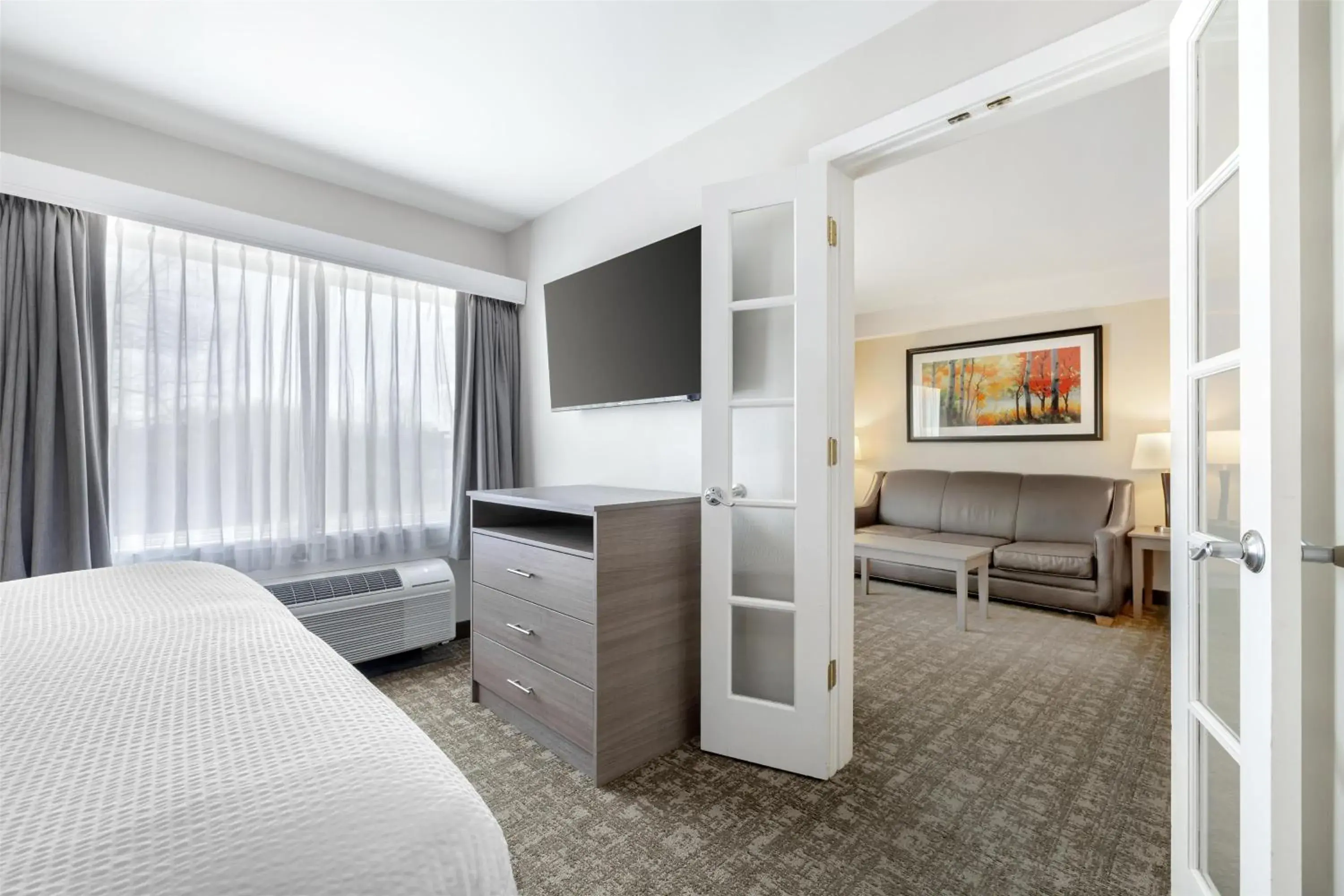 Photo of the whole room, Bed in Best Western Plus Windjammer Inn & Conference Center Photo of the whole room, Bed in Best Western Plus Windjammer Inn & Conference Center