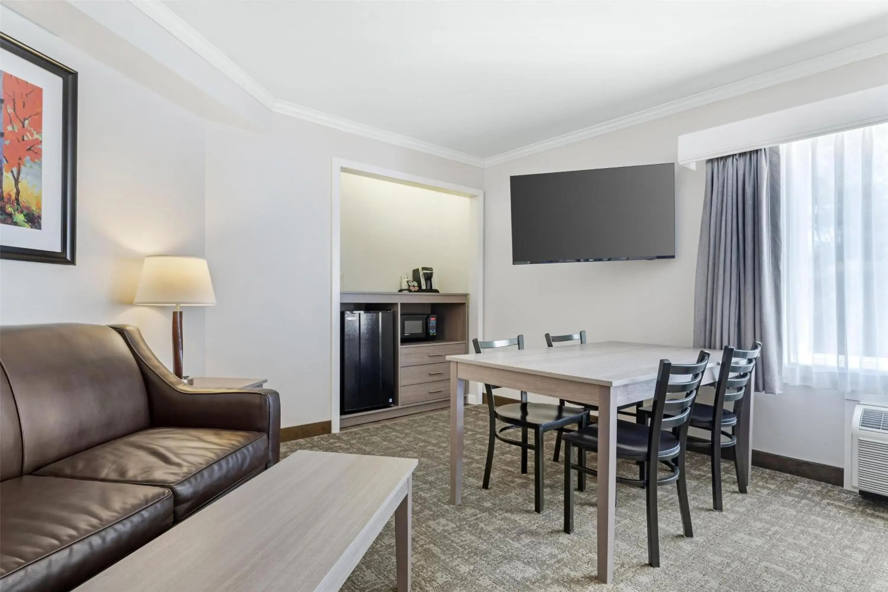 Photo of the whole room in Best Western Plus Windjammer Inn & Conference Center Photo of the whole room in Best Western Plus Windjammer Inn & Conference Center