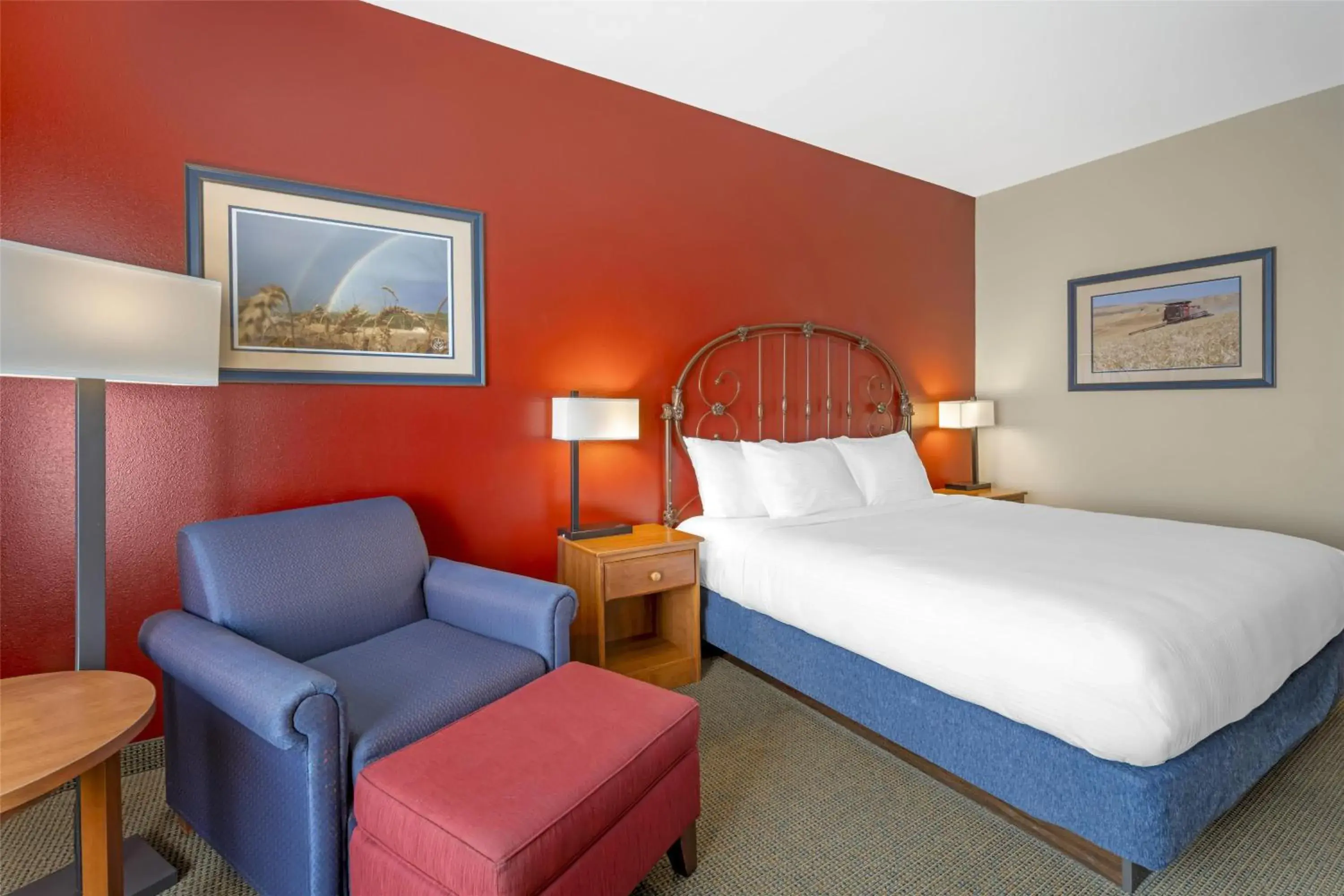 Bedroom, Bed in Best Western Bronco Inn Bedroom, Bed in Best Western Bronco Inn