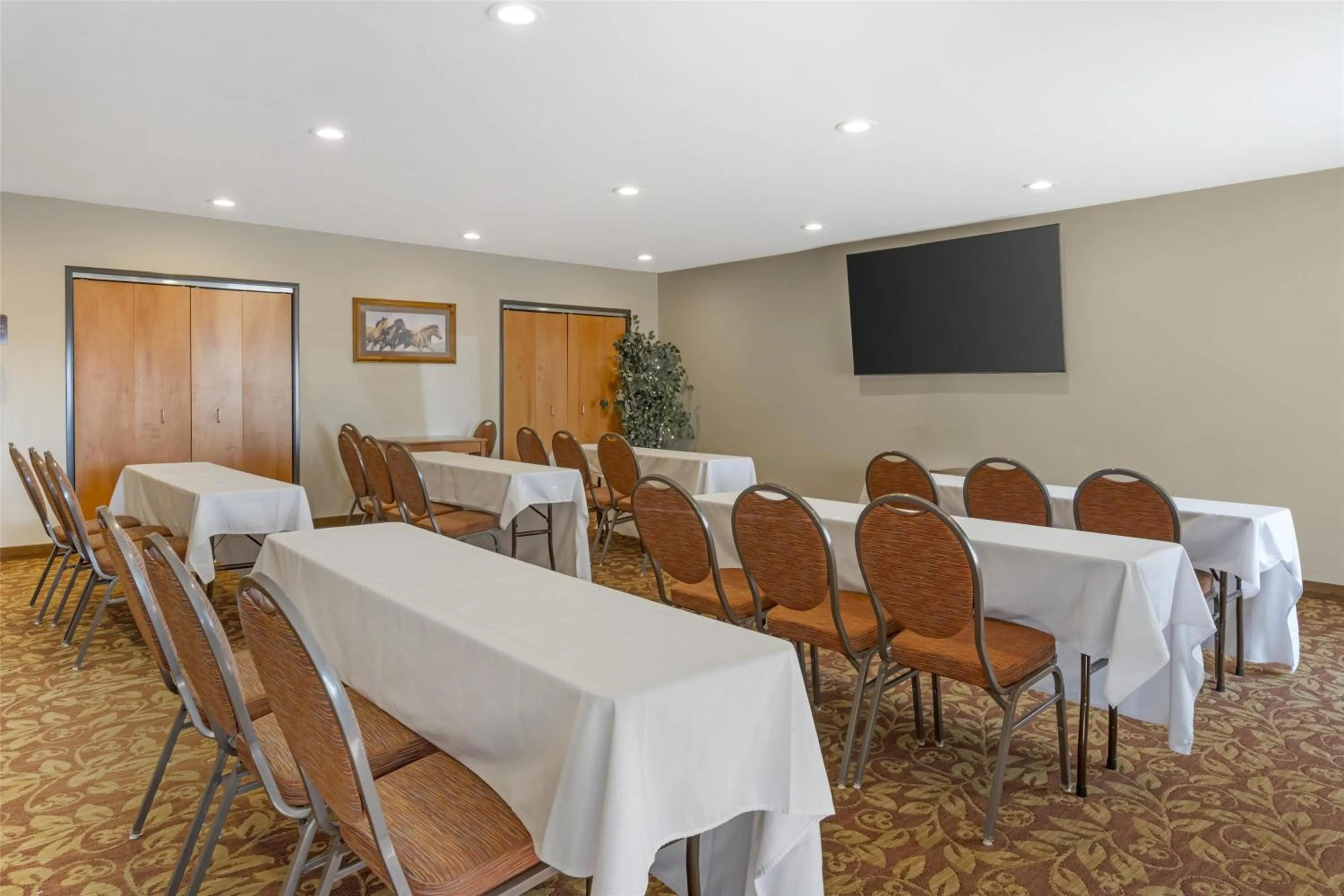 Meeting/conference room in Best Western Bronco Inn