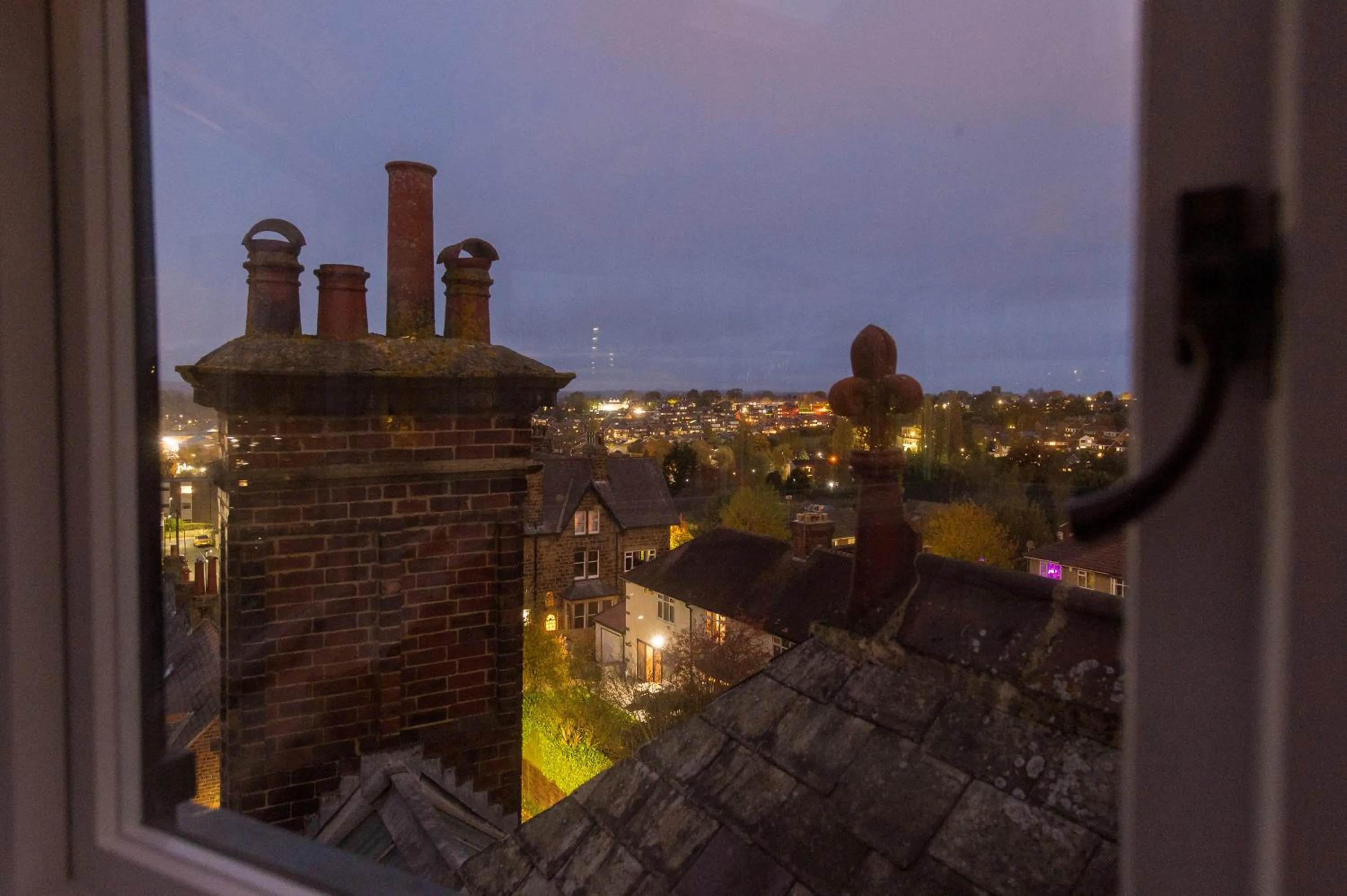 Night in The Tower by Harrogate Serviced Apartments