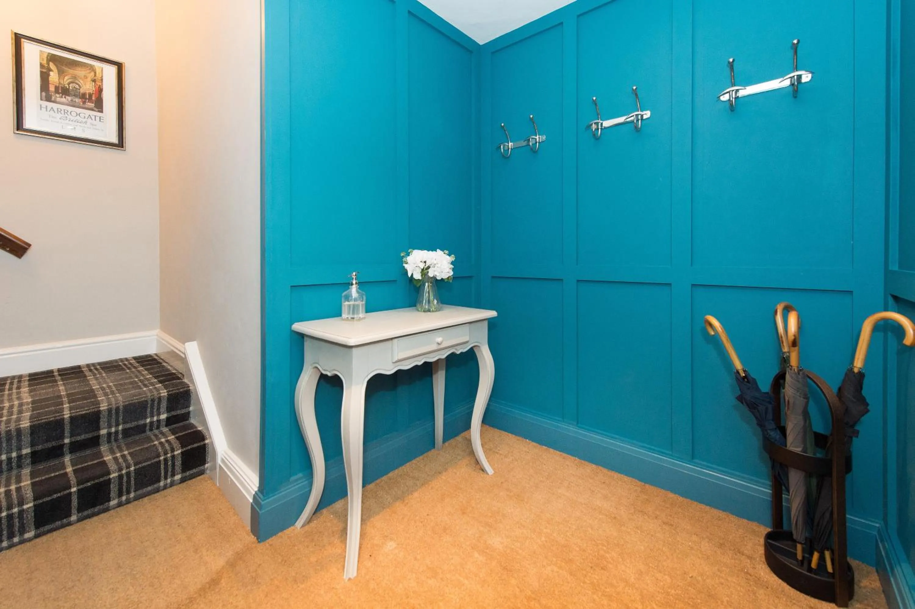 Lobby or reception, Bed in The Tower by Harrogate Serviced Apartments