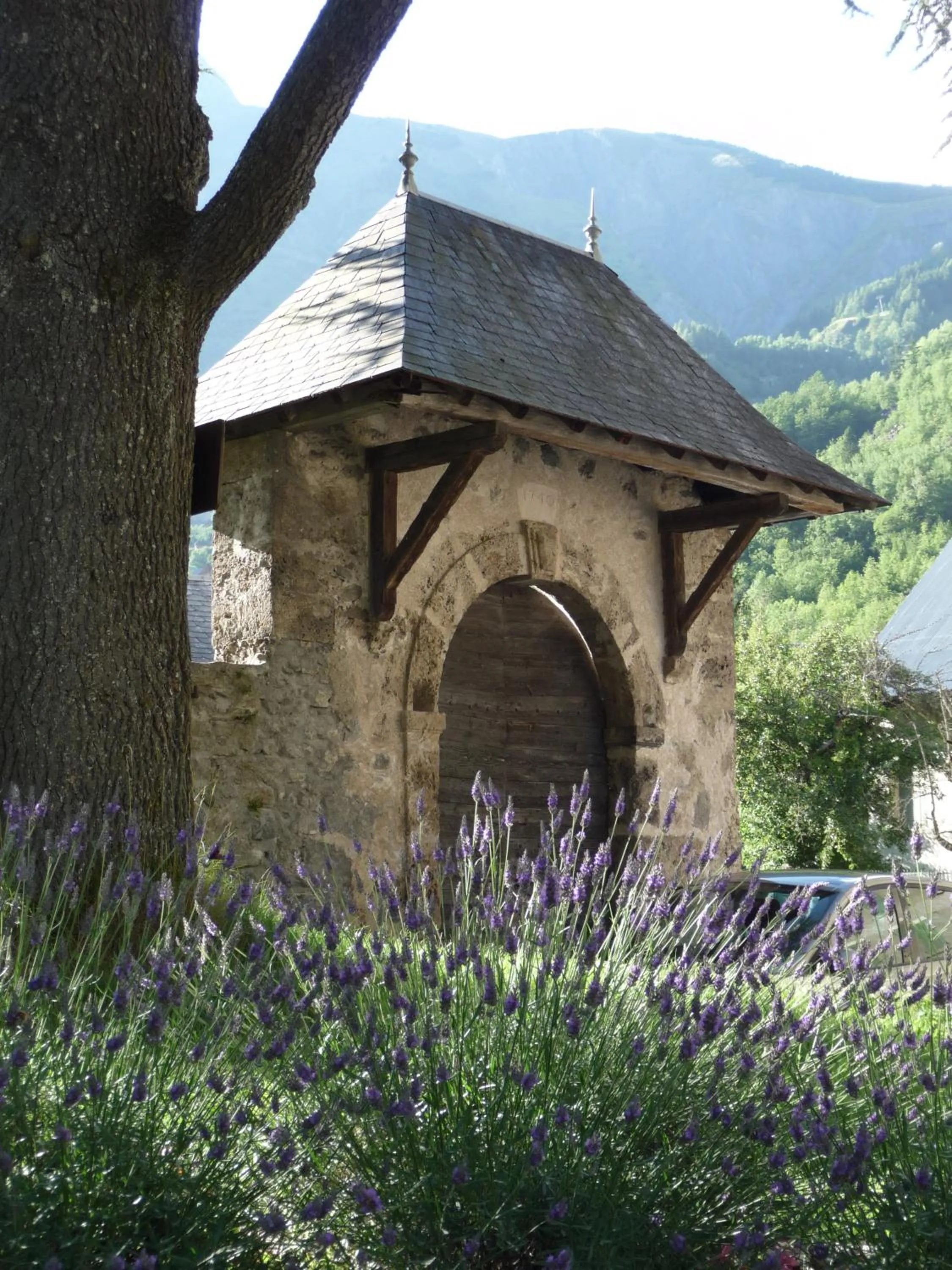 Facade/entrance in Chateau De La Muzelle