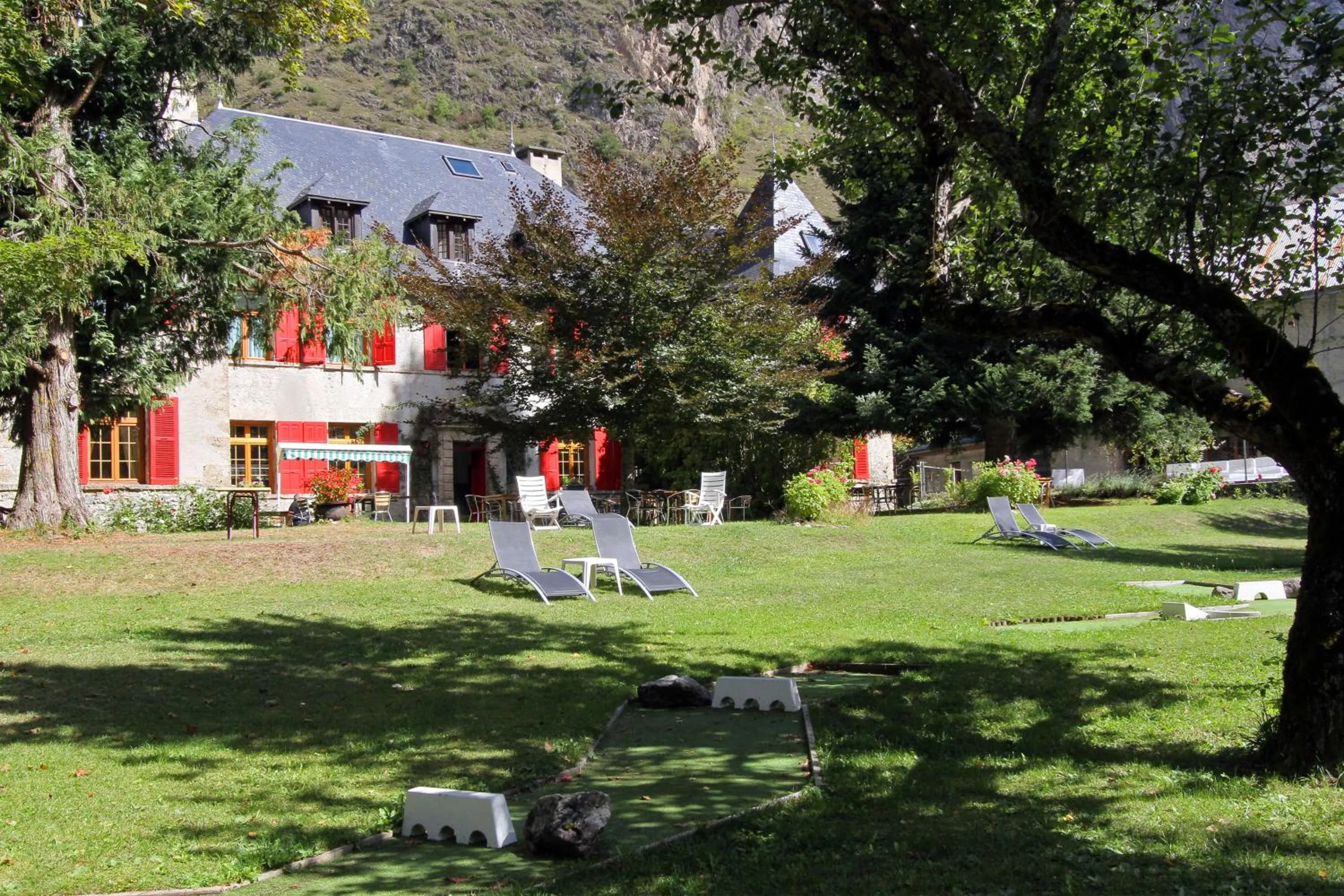 Garden in Chateau De La Muzelle