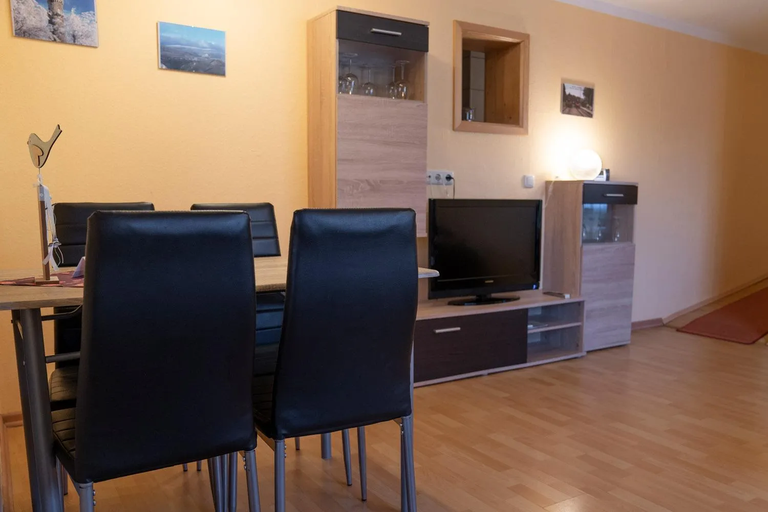 Dining area in Ferienwohnung Reifberg