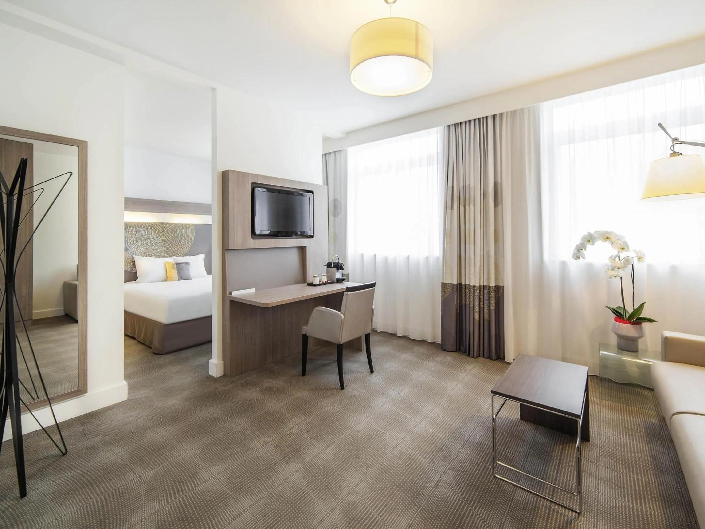 Bedroom, Bed in Novotel SPA Rennes Centre Gare