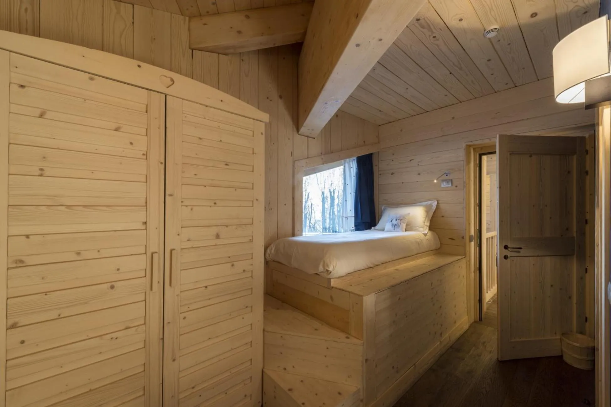 Bed in Chalet Morel 1586 Hotel & Spa