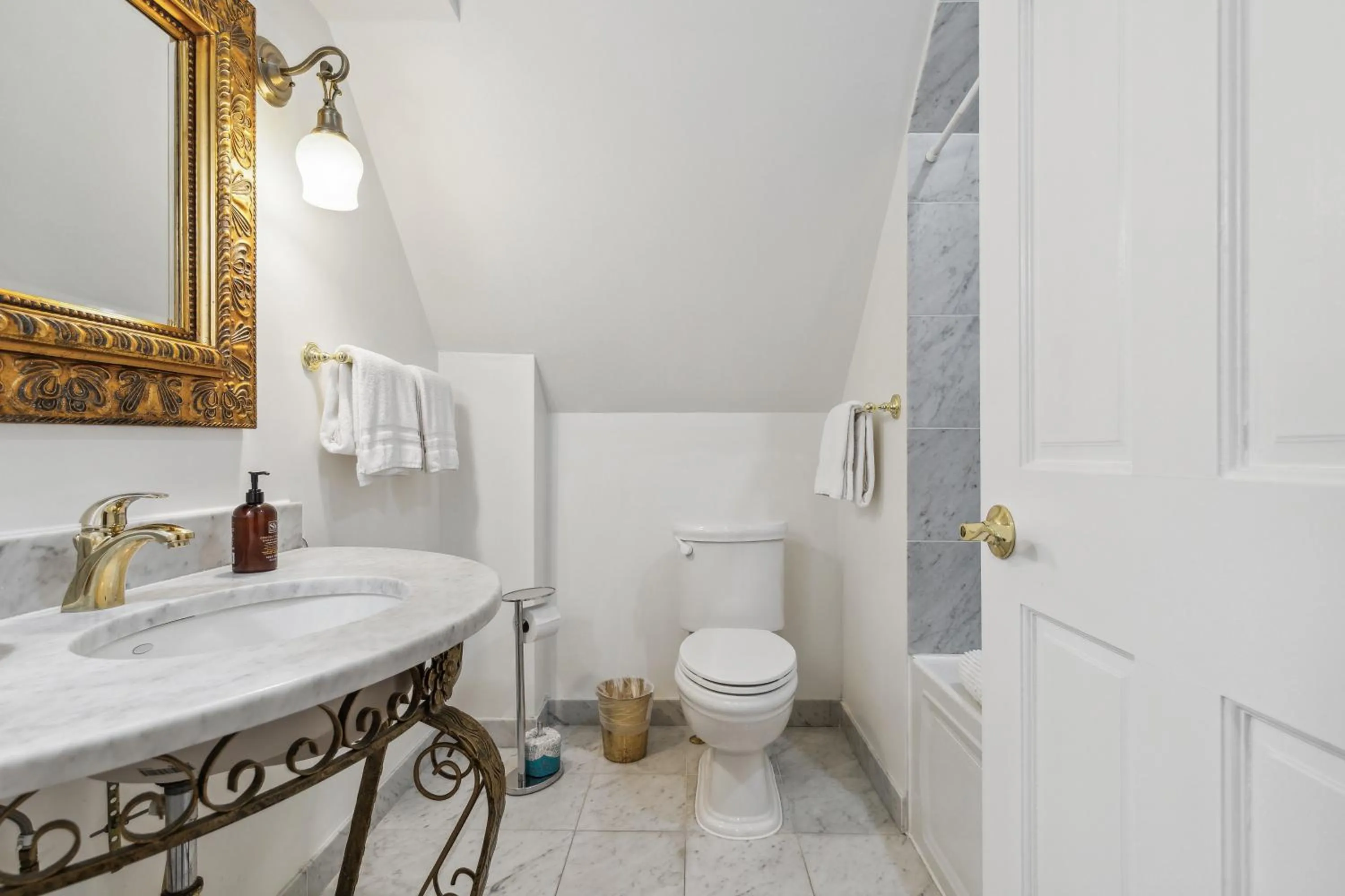 The Columbia Inn at Peralynna