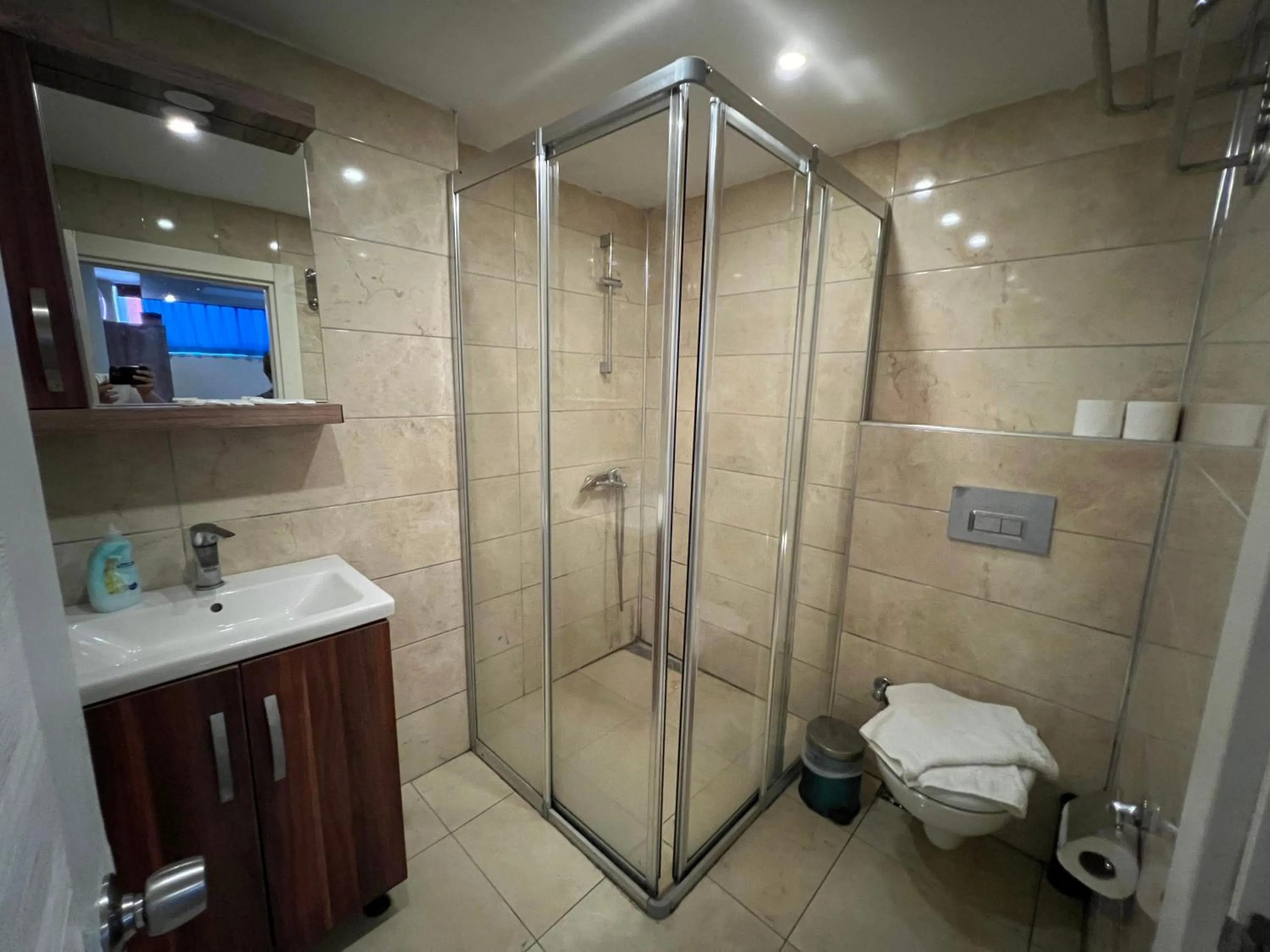 Shower in Selinus Beach Club Hotel