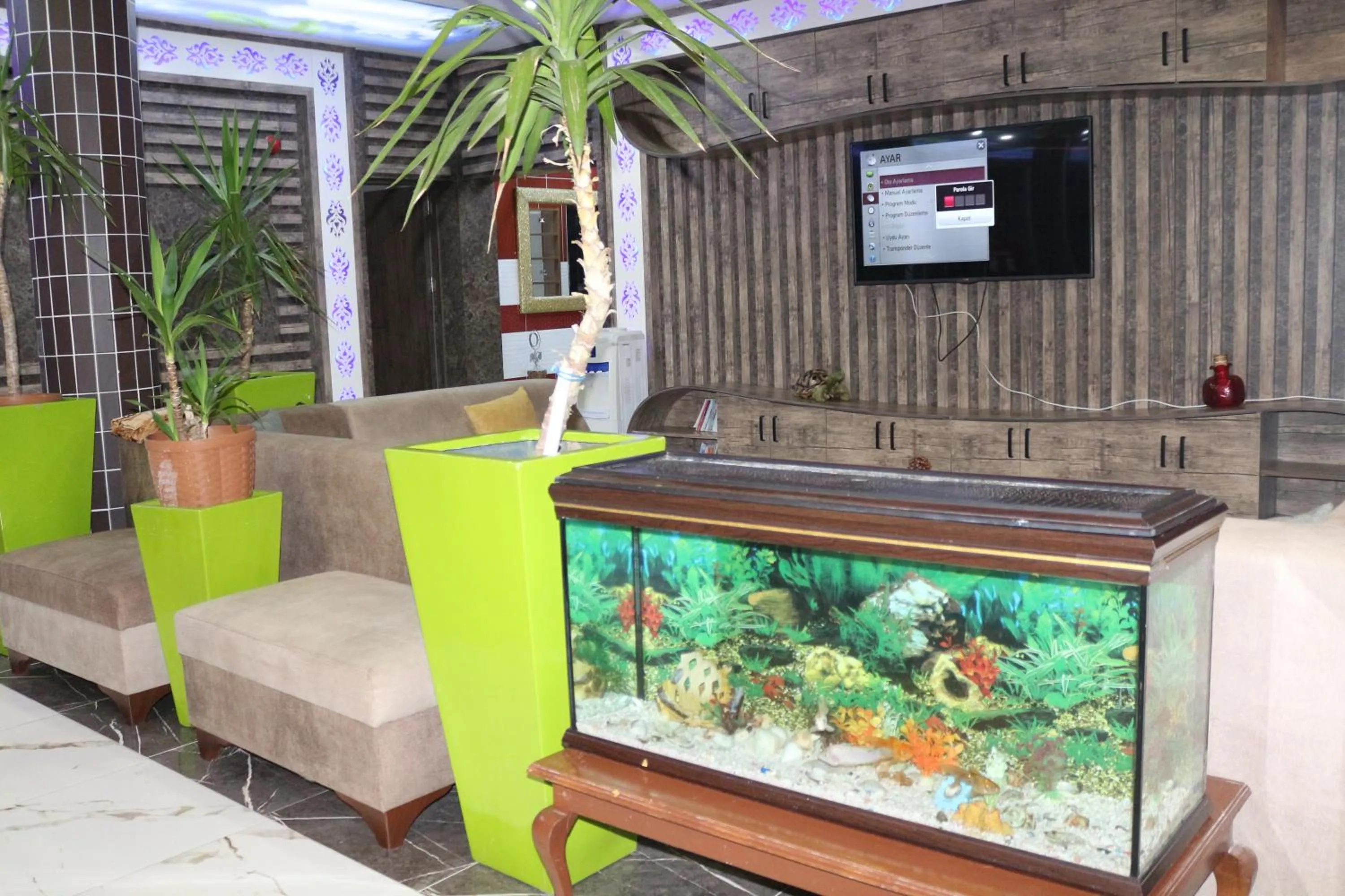 Communal lounge/ TV room in Selinus Beach Club Hotel