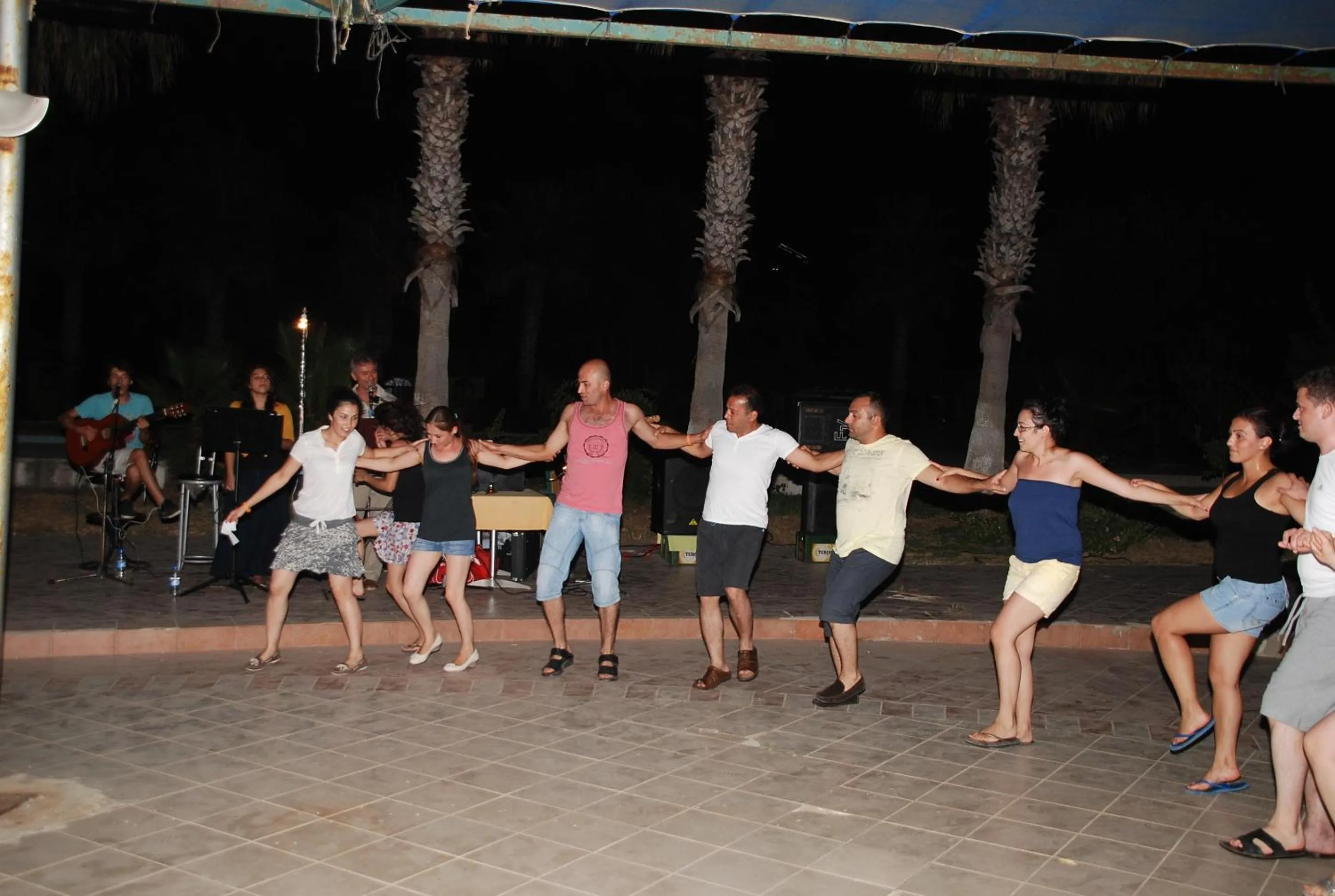 Restaurant/places to eat in Selinus Beach Club Hotel