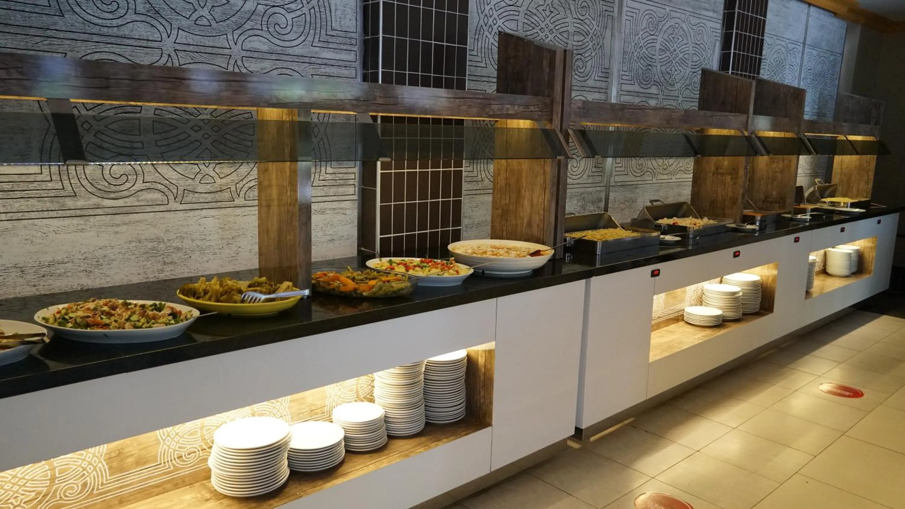 Food and drinks in Selinus Beach Club Hotel