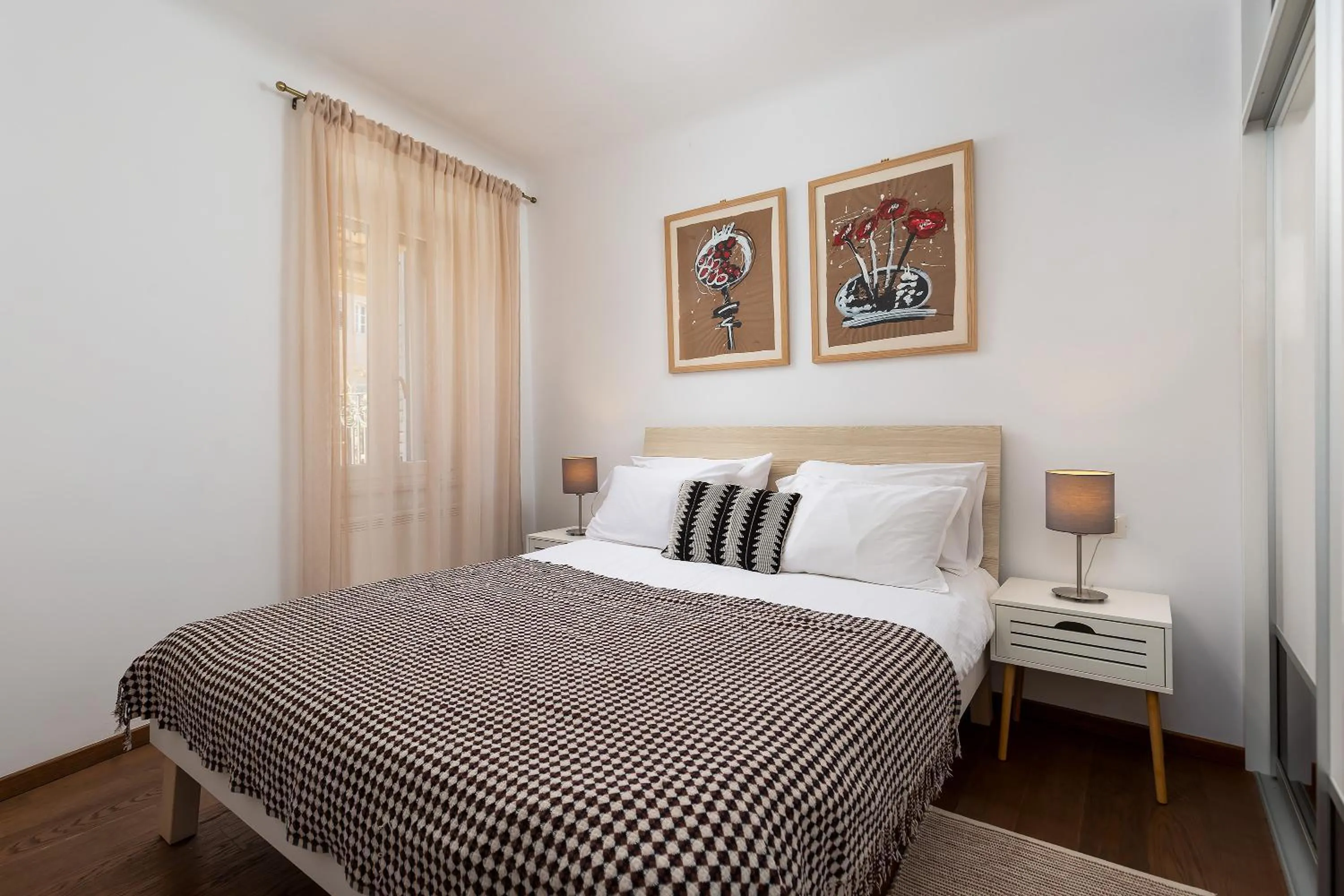 Bed in Apartment Lassy by Irundo