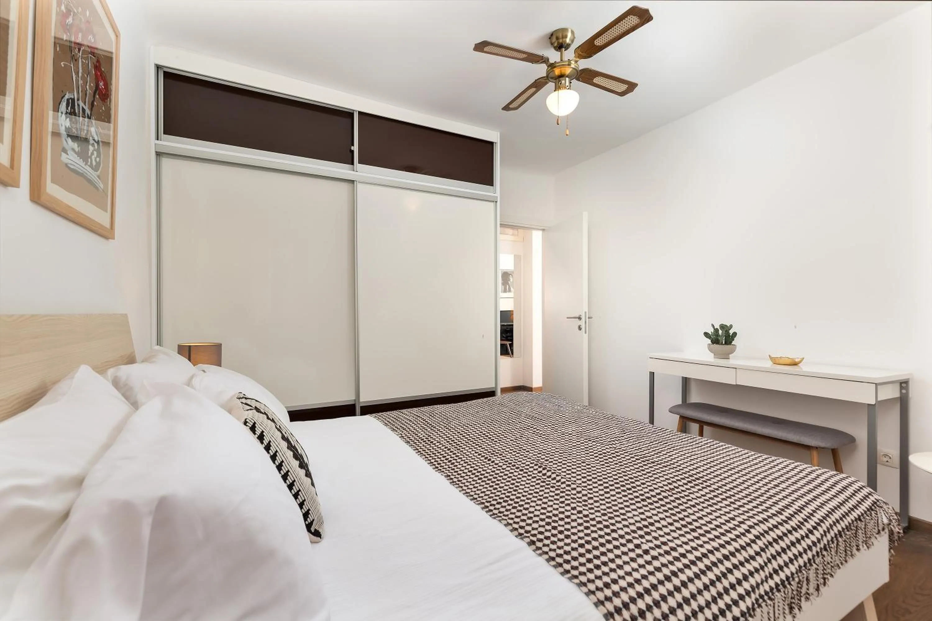 Bedroom, Bed in Apartment Lassy by Irundo
