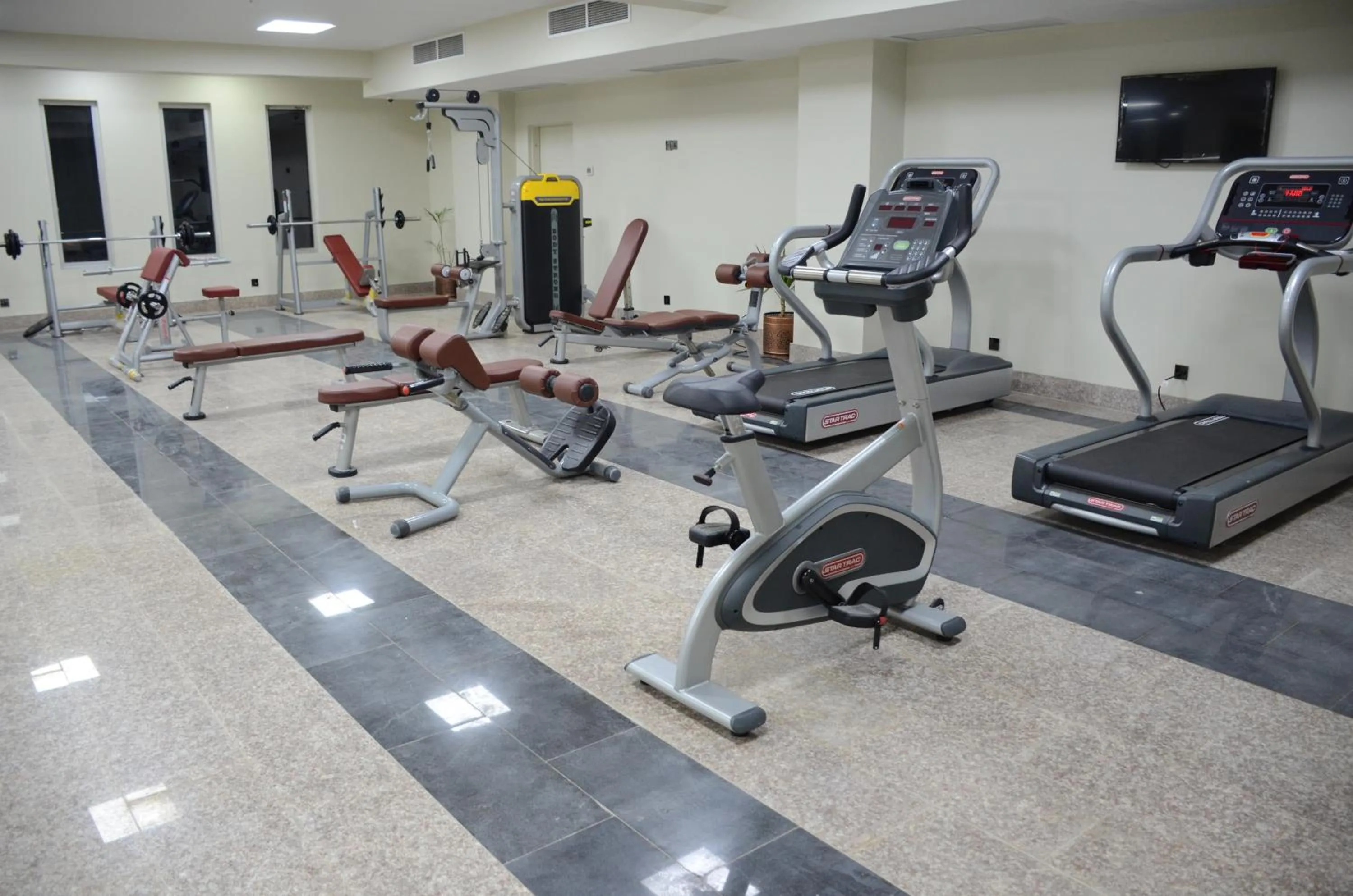 Fitness centre/facilities in HOTEL dGATES