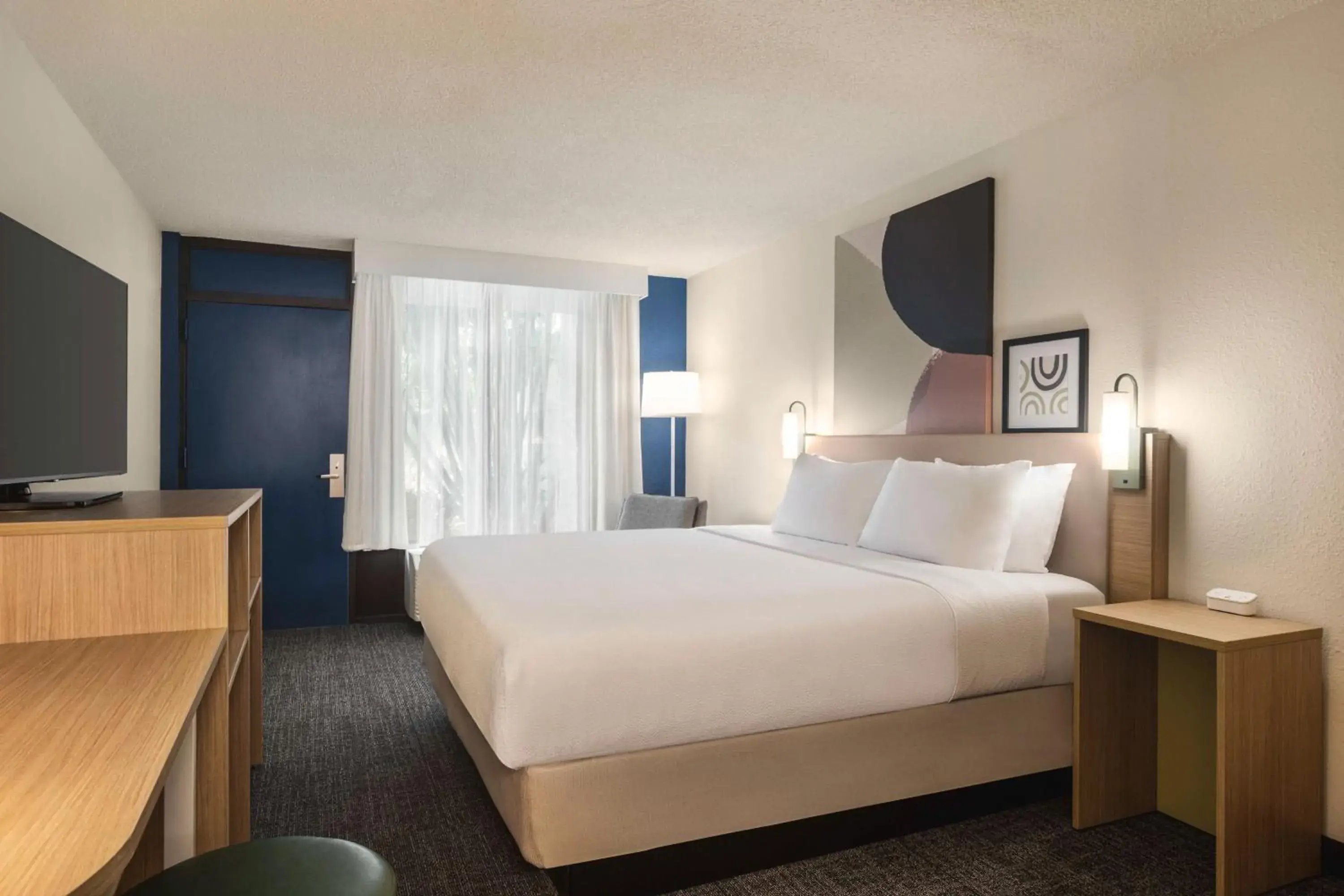 Bed in Spark by Hilton Sarasota Siesta Key Gateway Bed in Spark by Hilton Sarasota Siesta Key Gateway