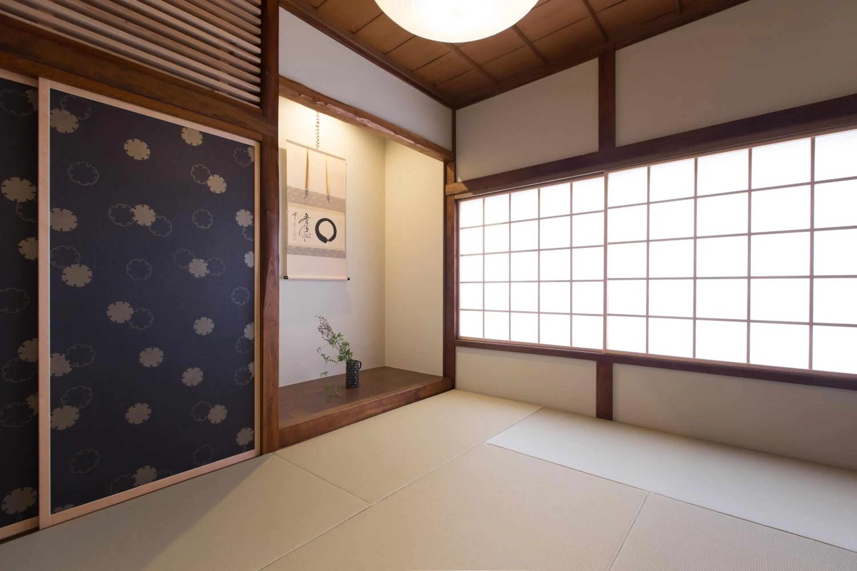 Bedroom, Bed in GOTEN TOMOE residence