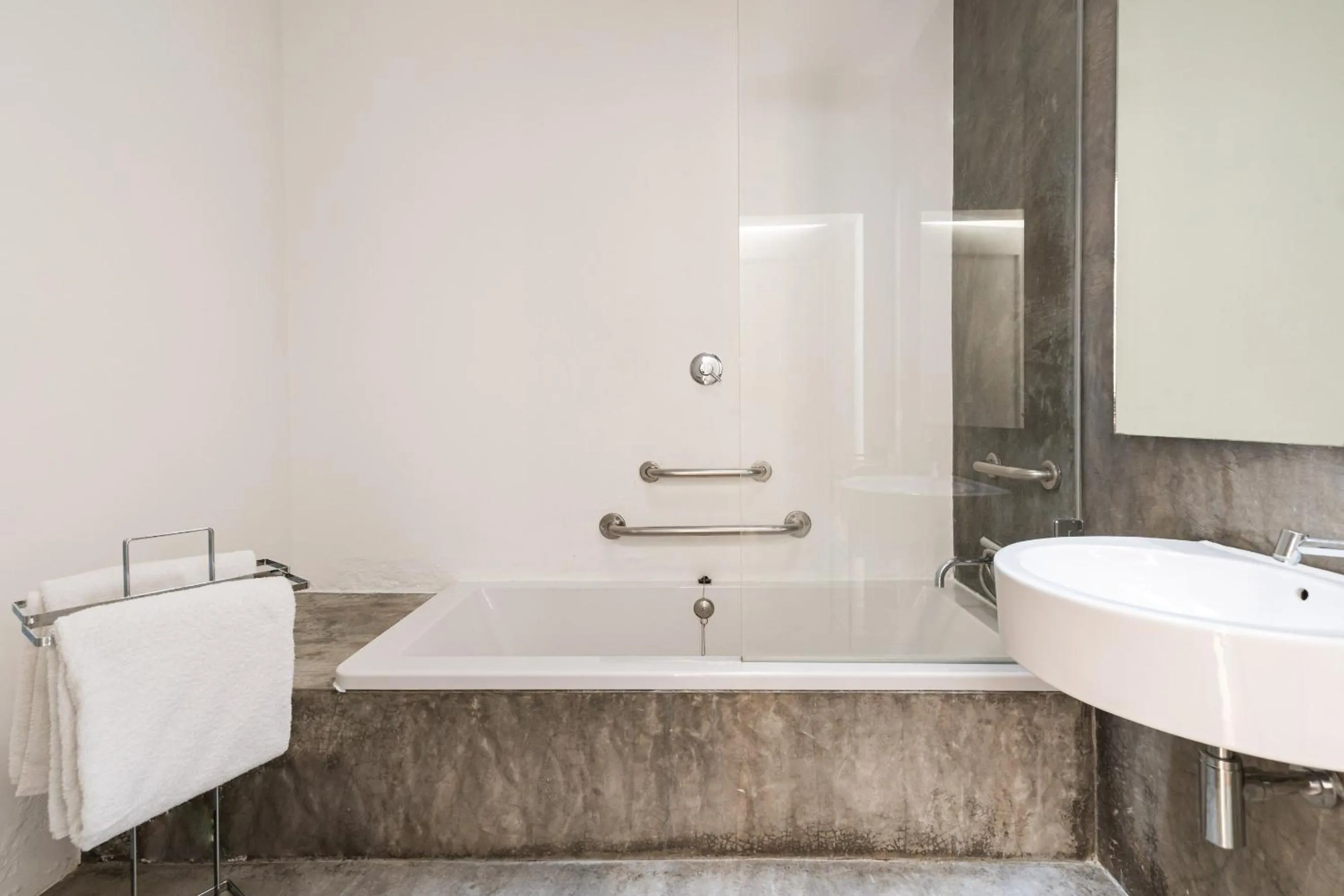 Shower in Imani Country House