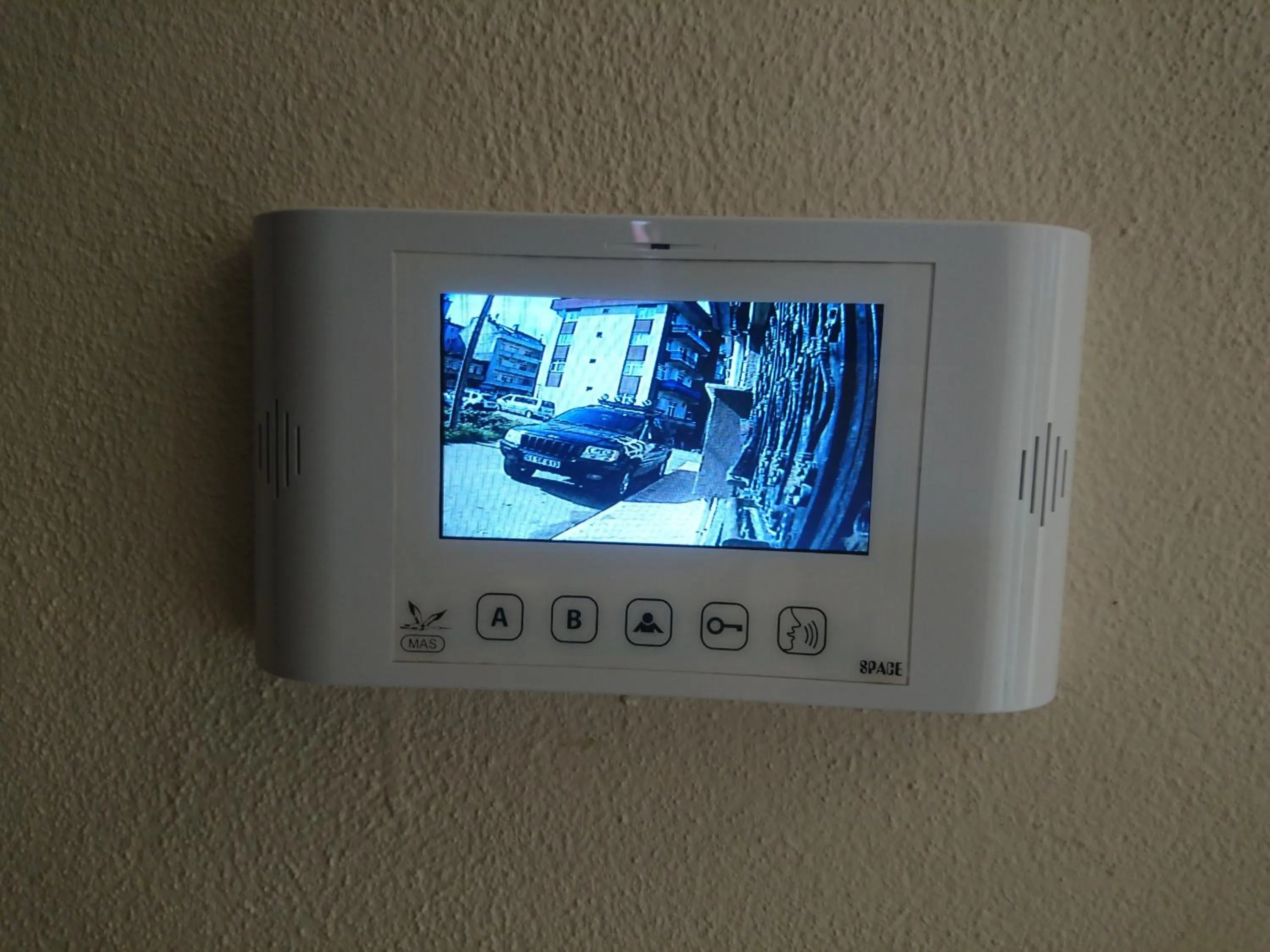 TV and multimedia in Cerrahpasa Apart Hotel