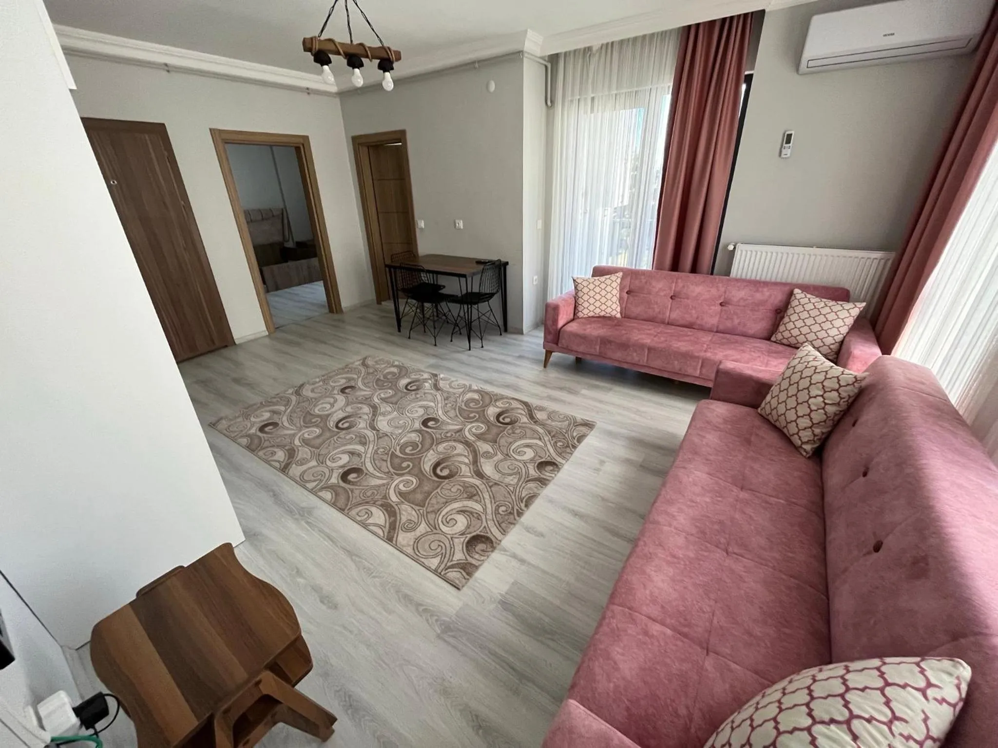 TV and multimedia in Cerrahpasa Apart Hotel