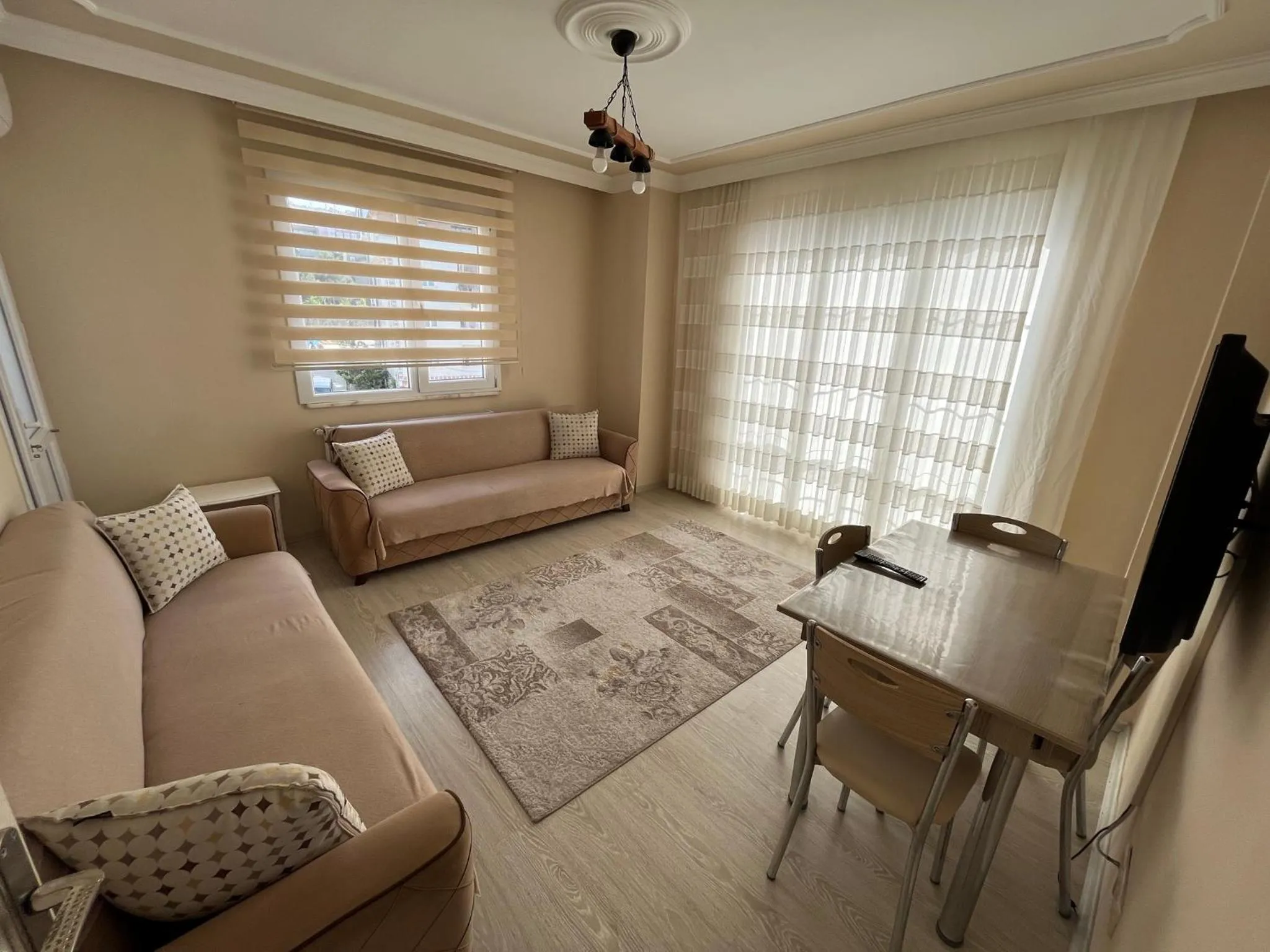 Living room in Cerrahpasa Apart Hotel