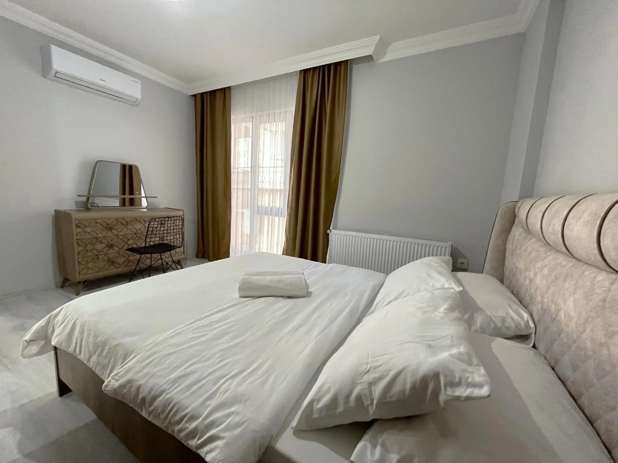 Bed in Cerrahpasa Apart Hotel