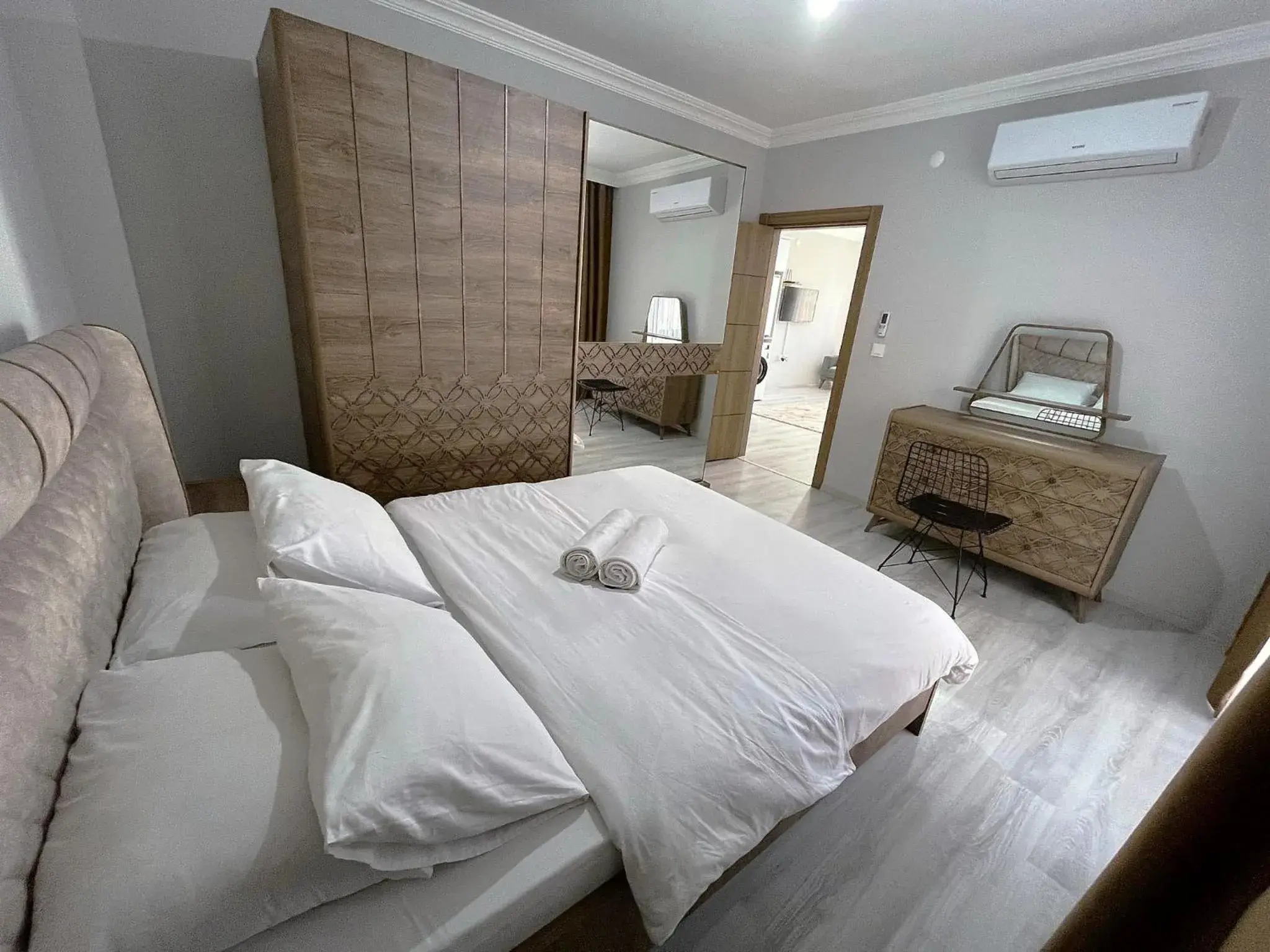 Apartment with Balcony in Cerrahpasa Apart Hotel Apartment with Balcony in Cerrahpasa Apart Hotel