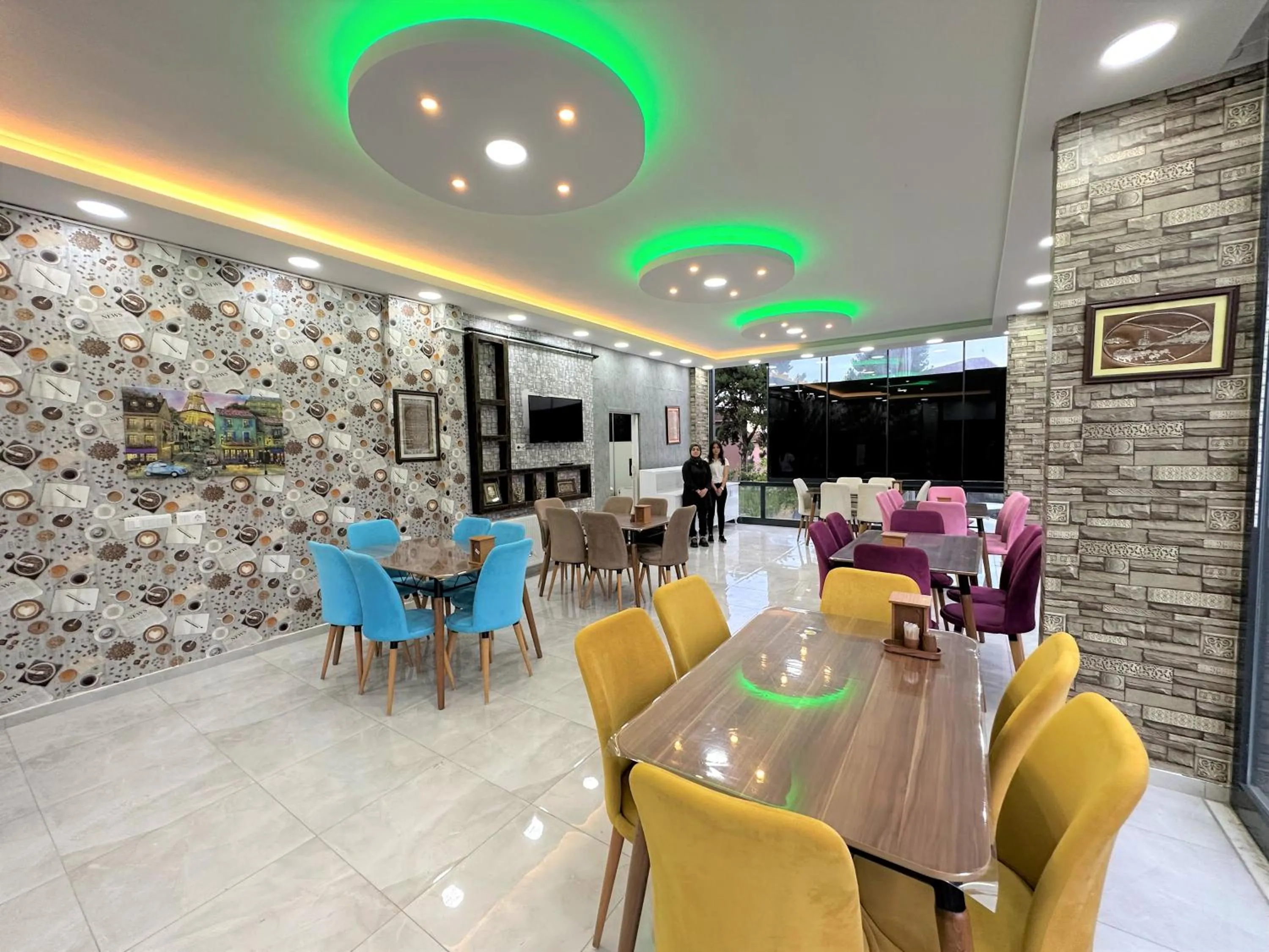 Restaurant/places to eat in Cerrahpasa Apart Hotel