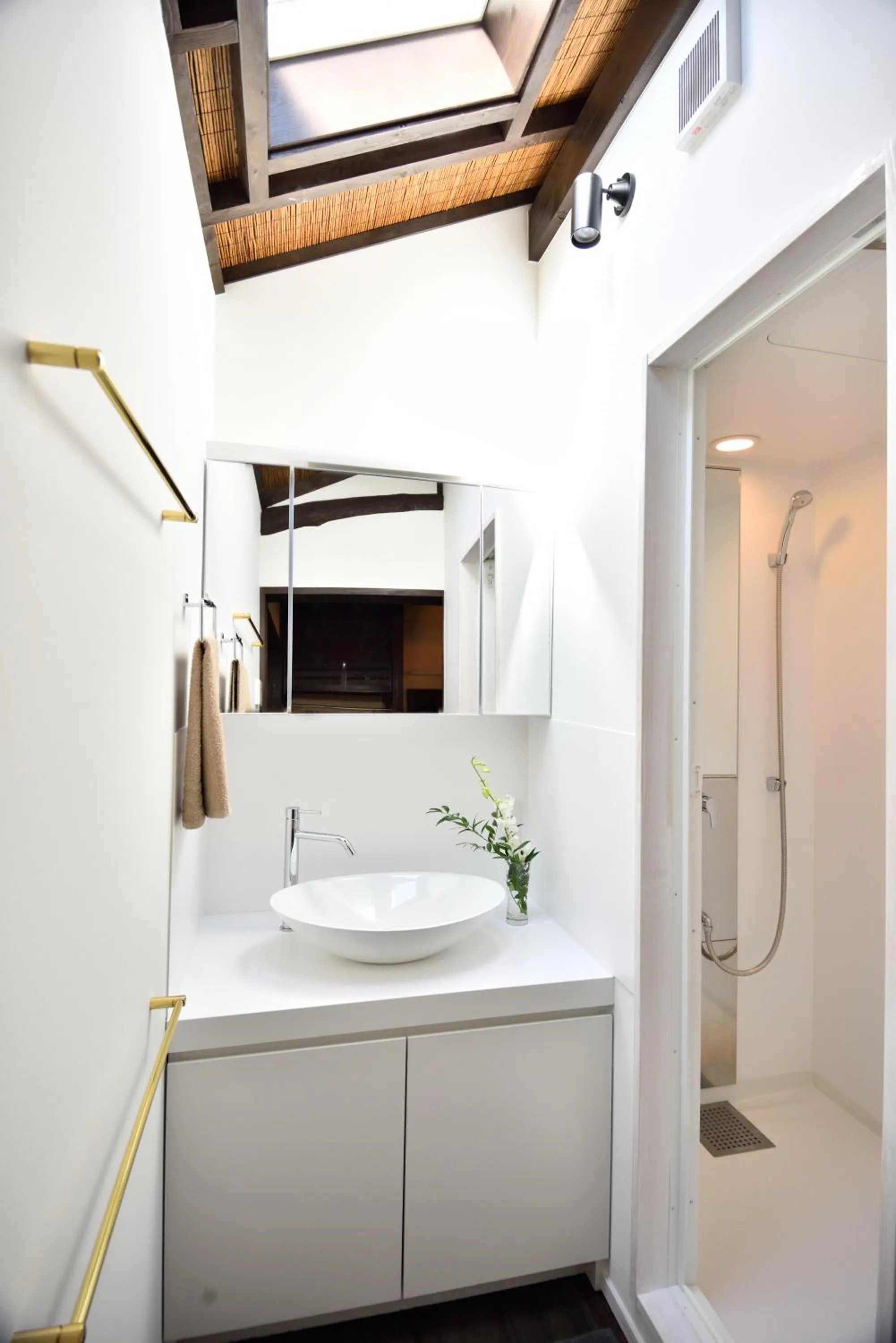 Bathroom in Miun Kinkaku-ji