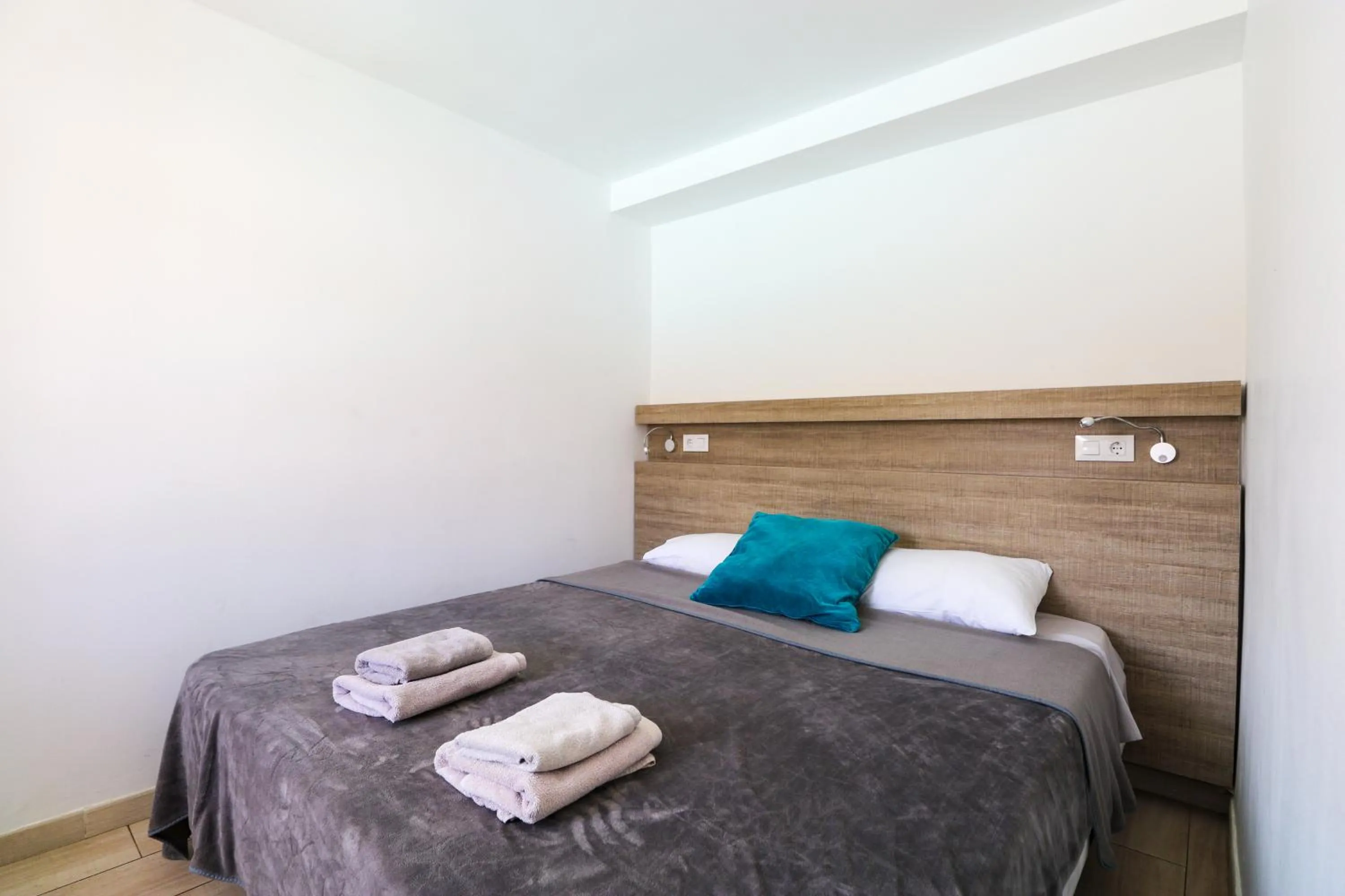 Bed in Calypso Boutique Apartments - Ceased Trading