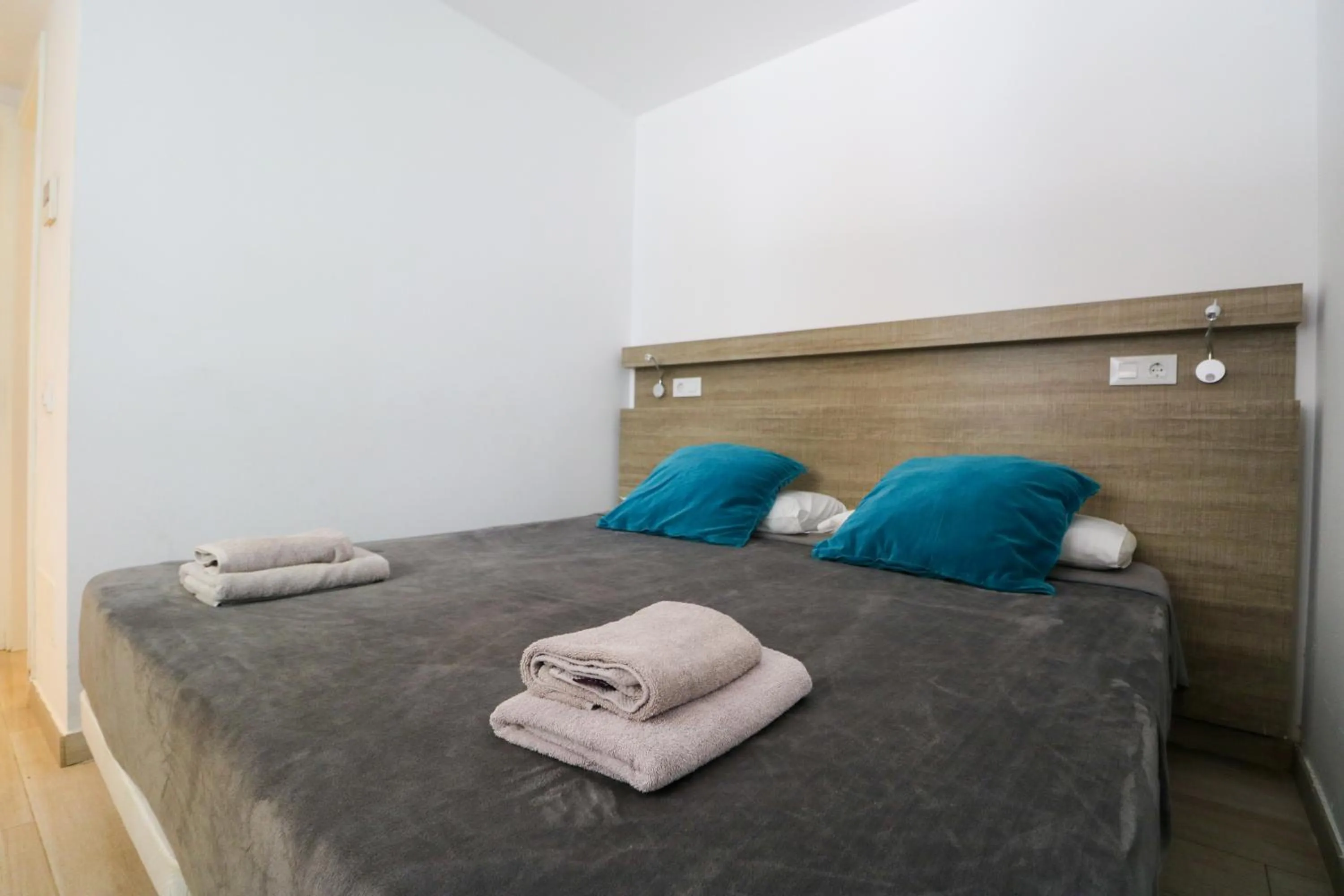 Bed in Calypso Boutique Apartments - Ceased Trading