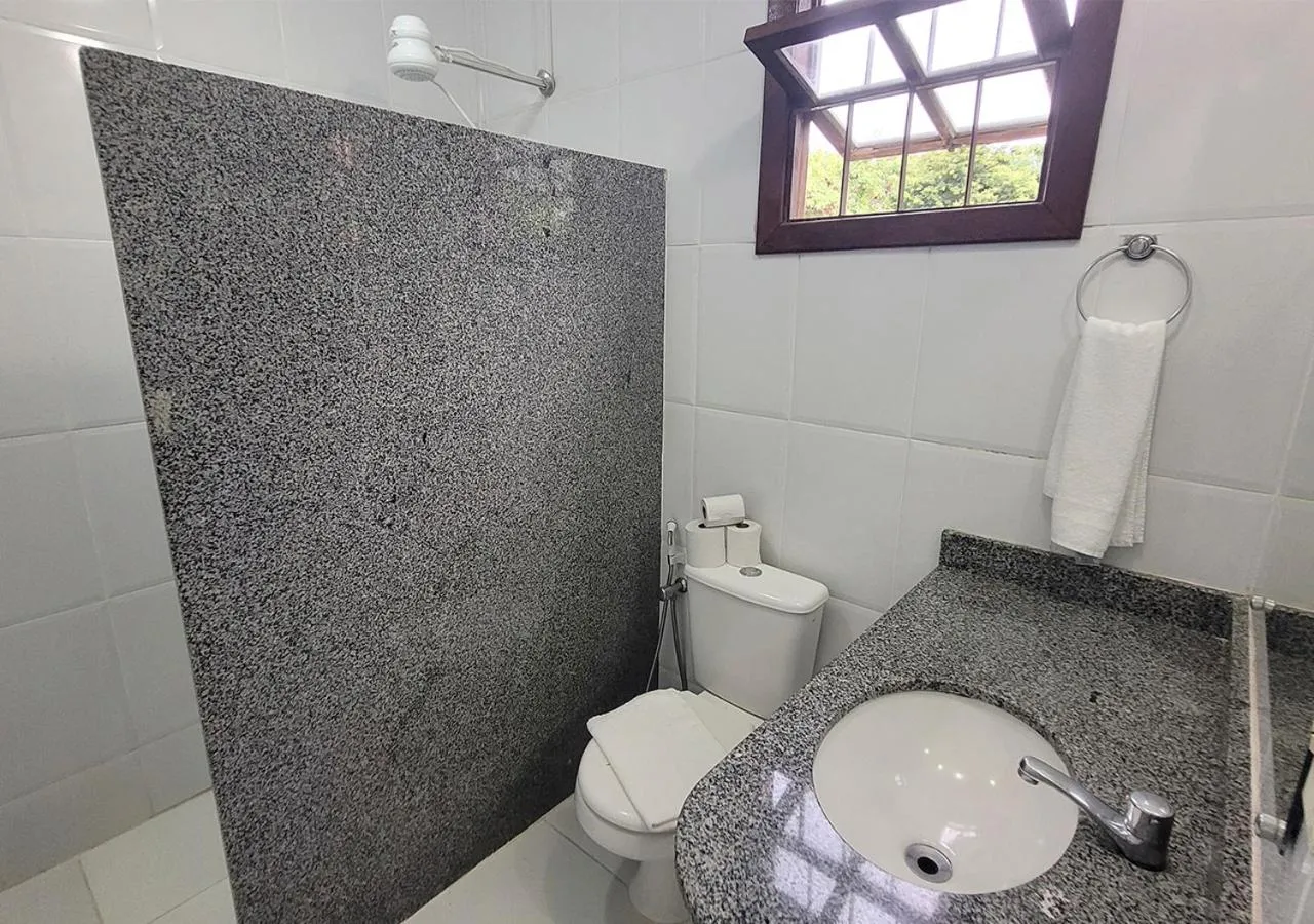 Shower in Acquamarine Park Hotel