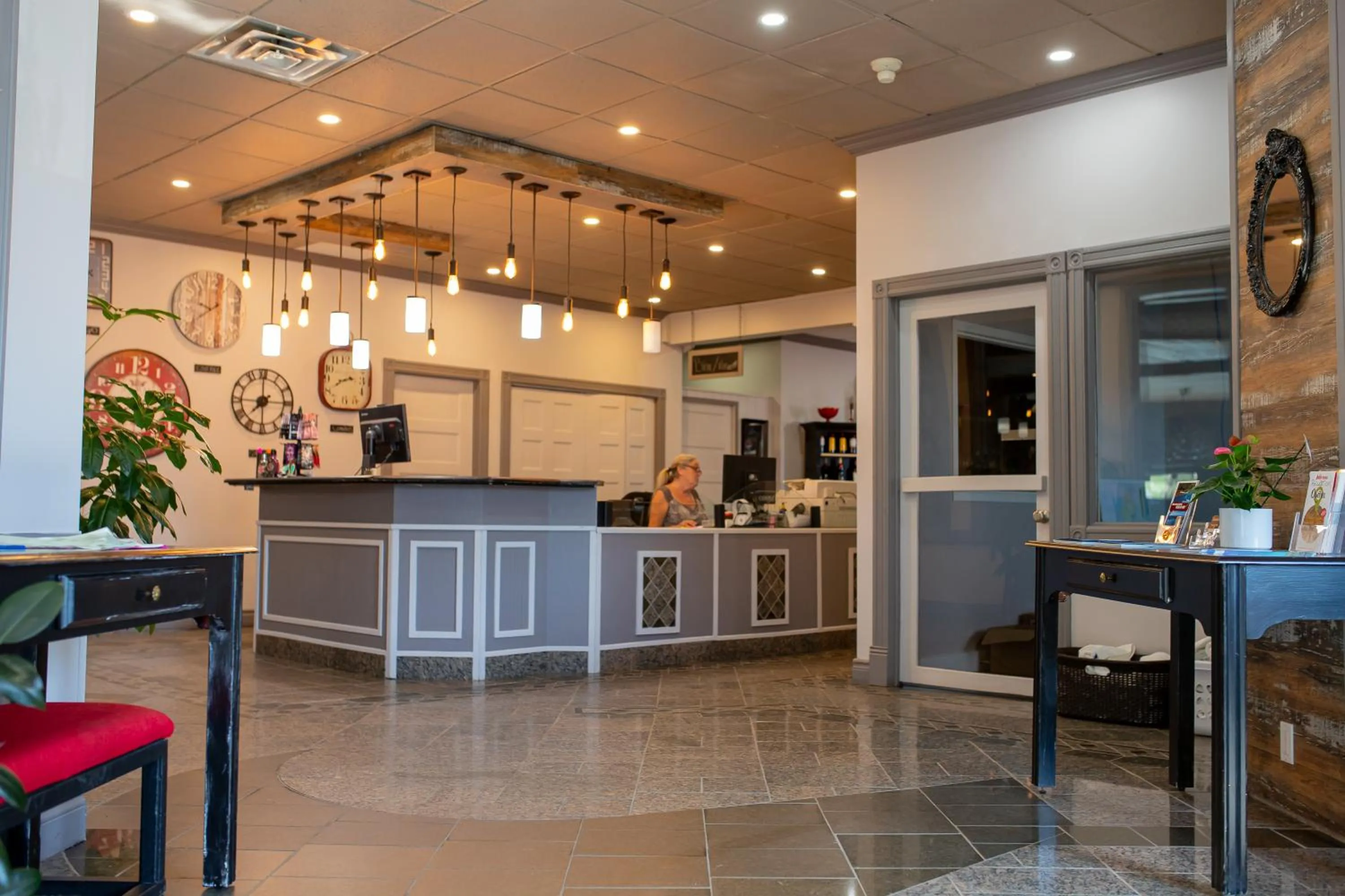 Lobby or reception in Complexe Hotelier Escoumins