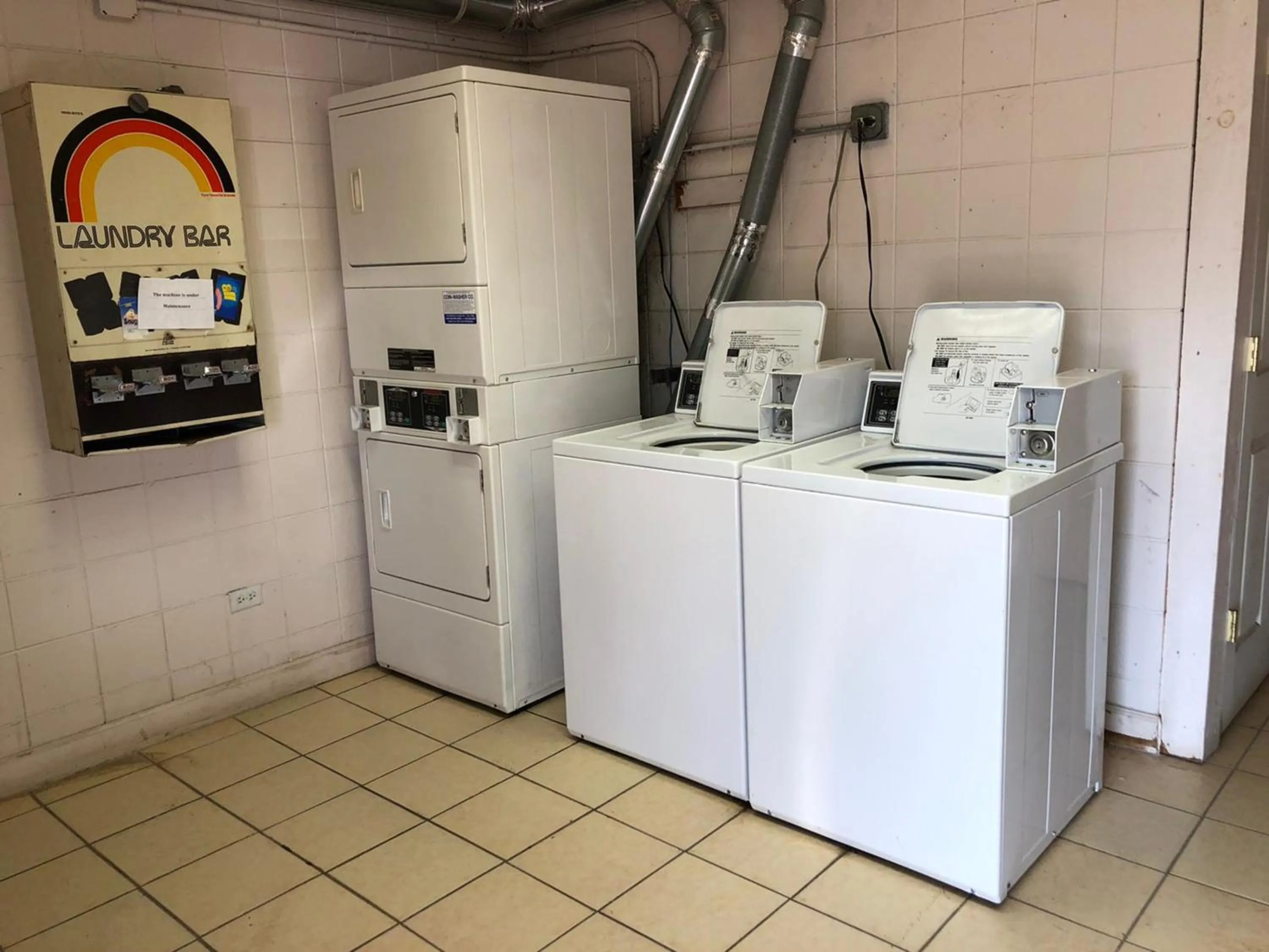 laundry in Fairbridge Inn Express - Barrington