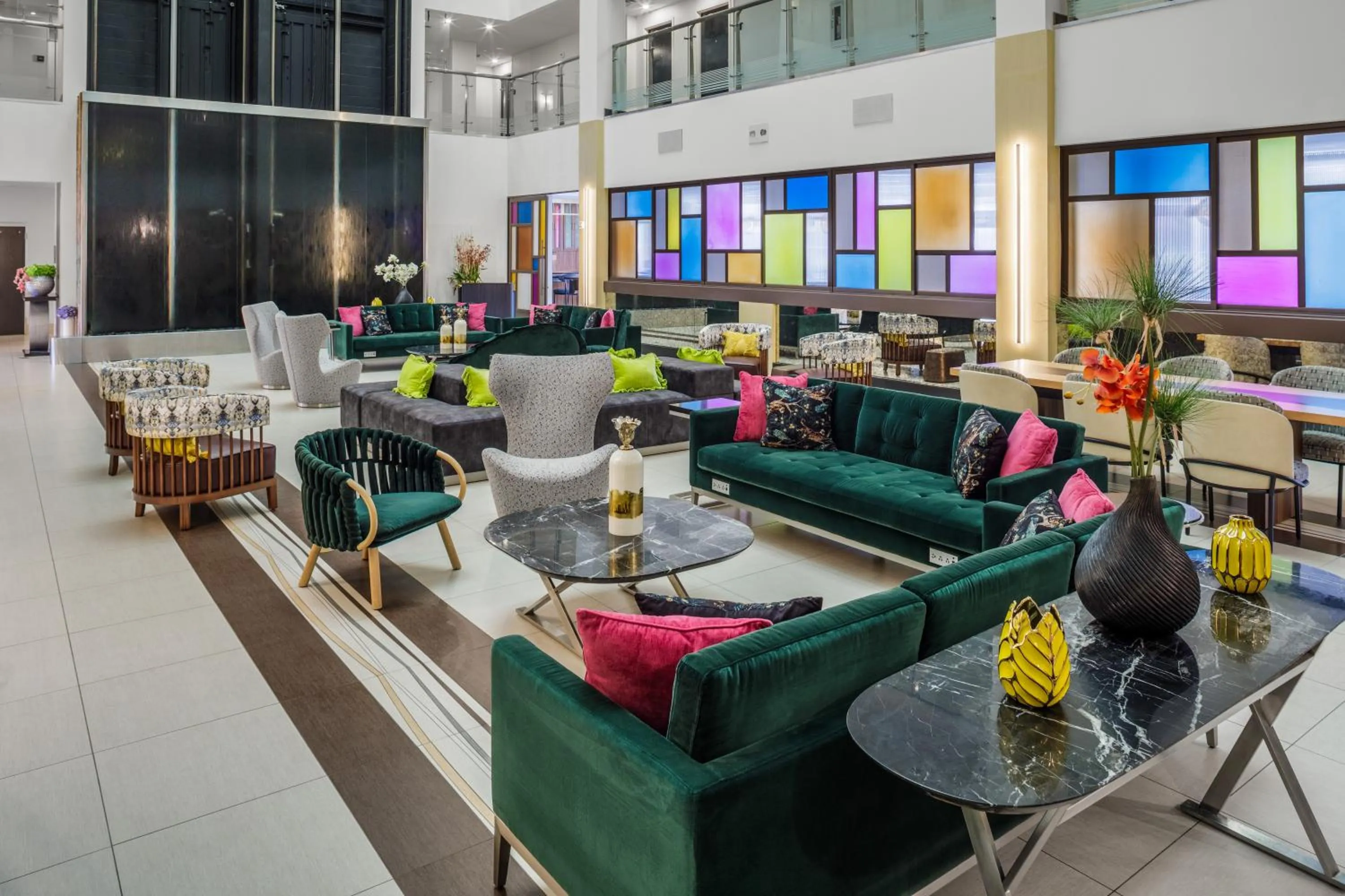 Lobby or reception in Holiday Inn Sarasota-Airport