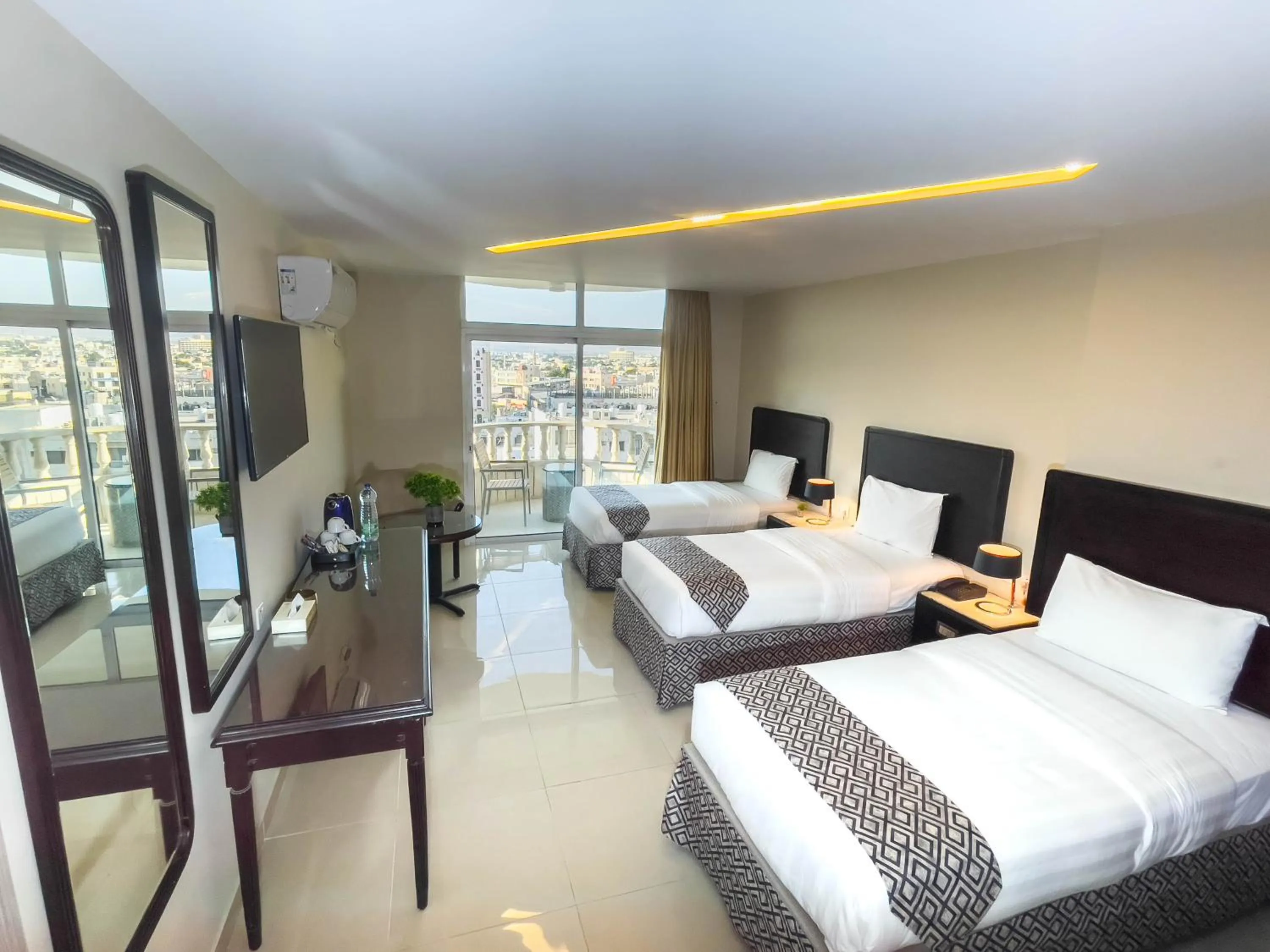 Bed in Dweik Hotel 2