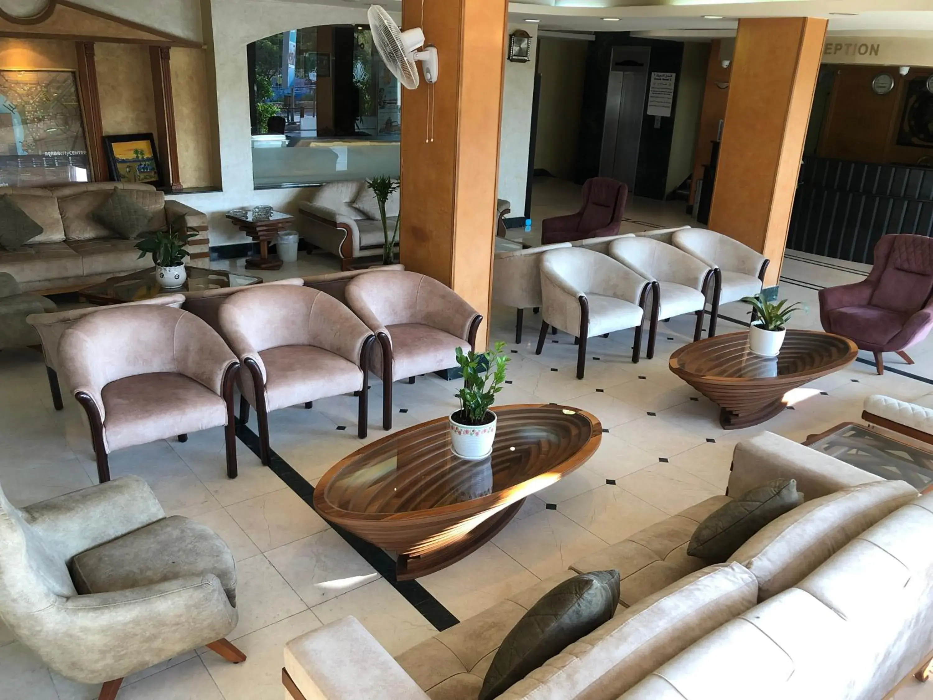 Living room in Dweik Hotel 2 Living room in Dweik Hotel 2