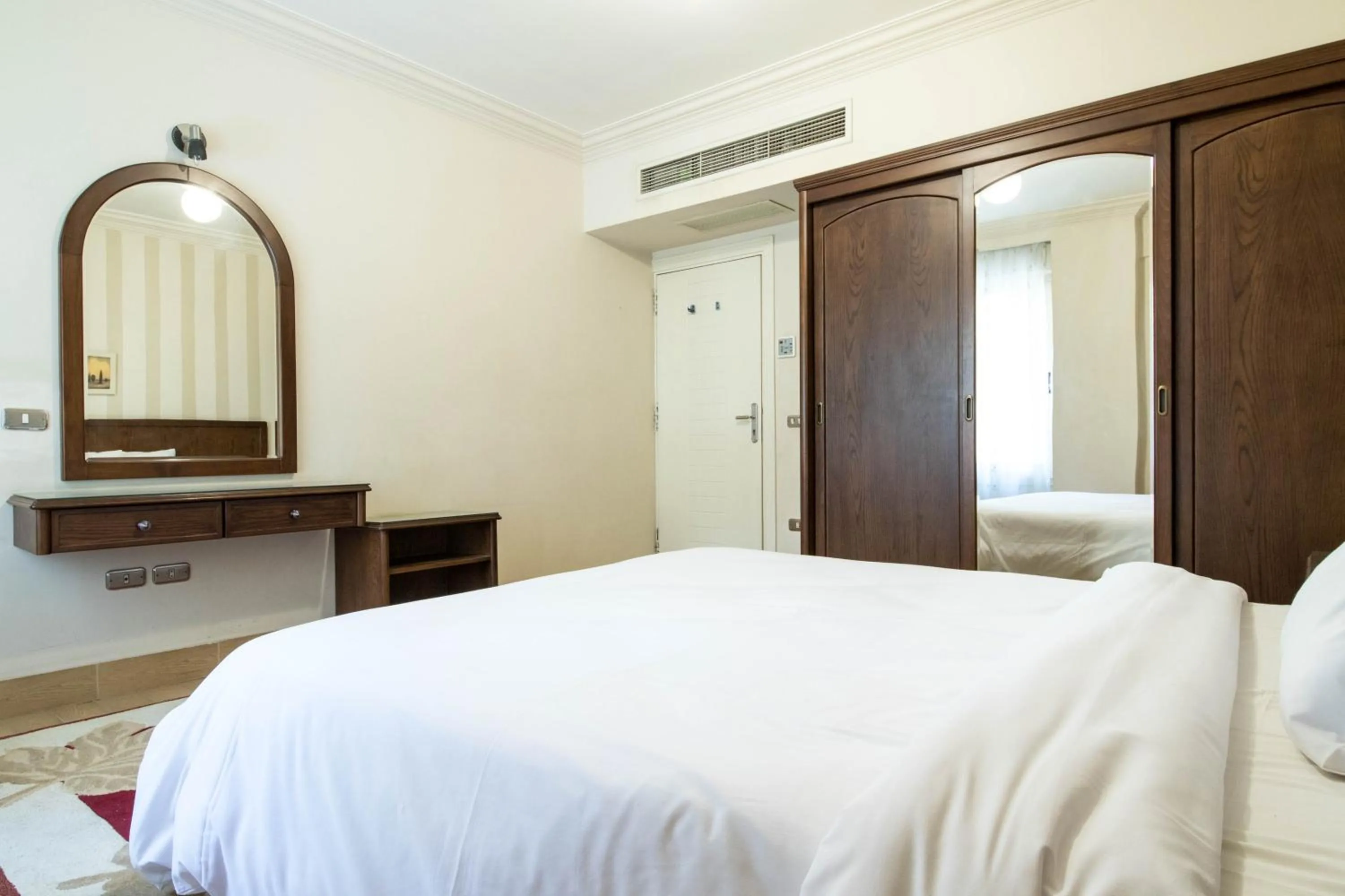 Bed in Monte Cairo Serviced Apartments