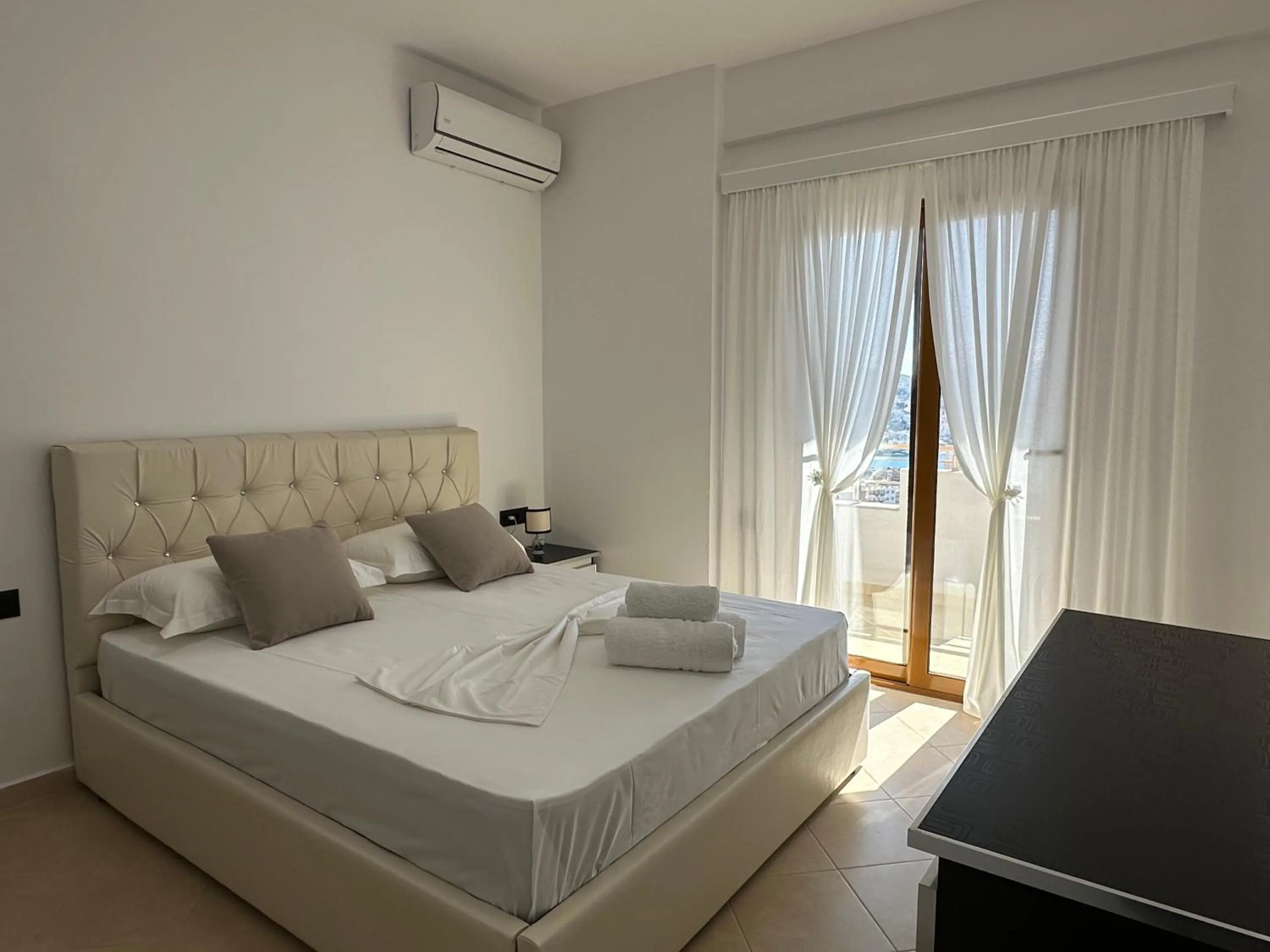 Rama Apartments