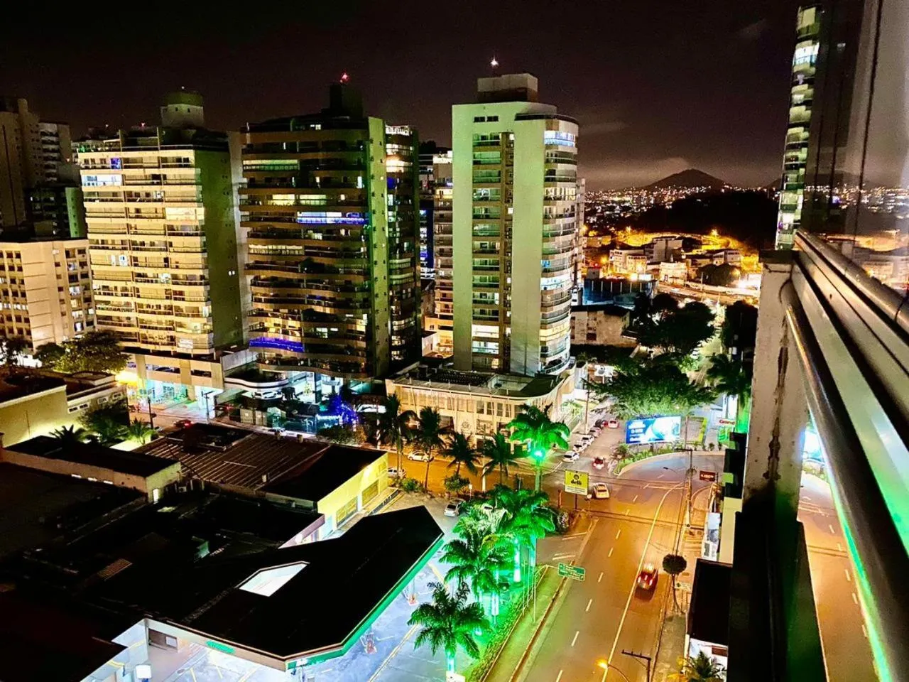 Property building in Quartos em Homestay Praia da Costa