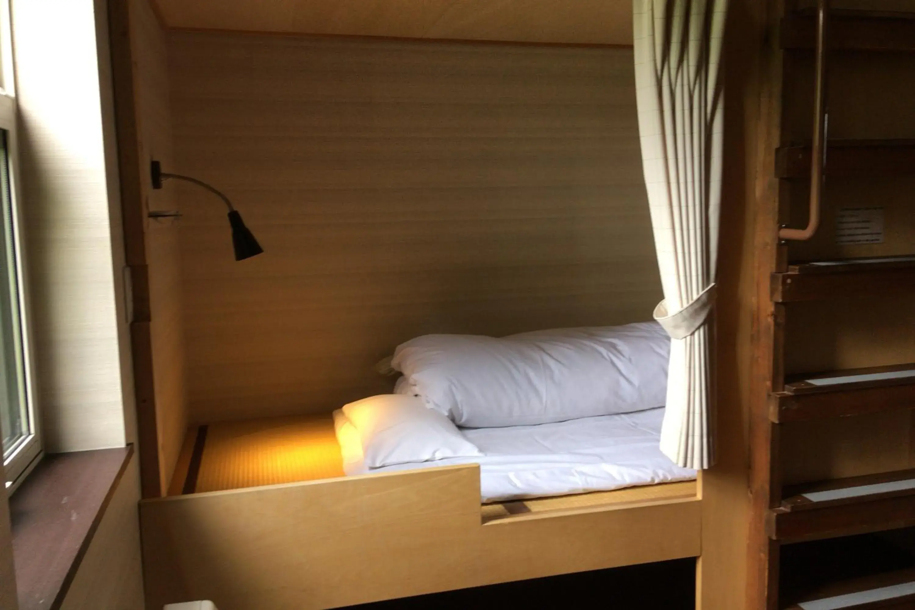 Bedroom, Bed in Niseko Tabi-tsumugi Backpackers Bedroom, Bed in Niseko Tabi-tsumugi Backpackers