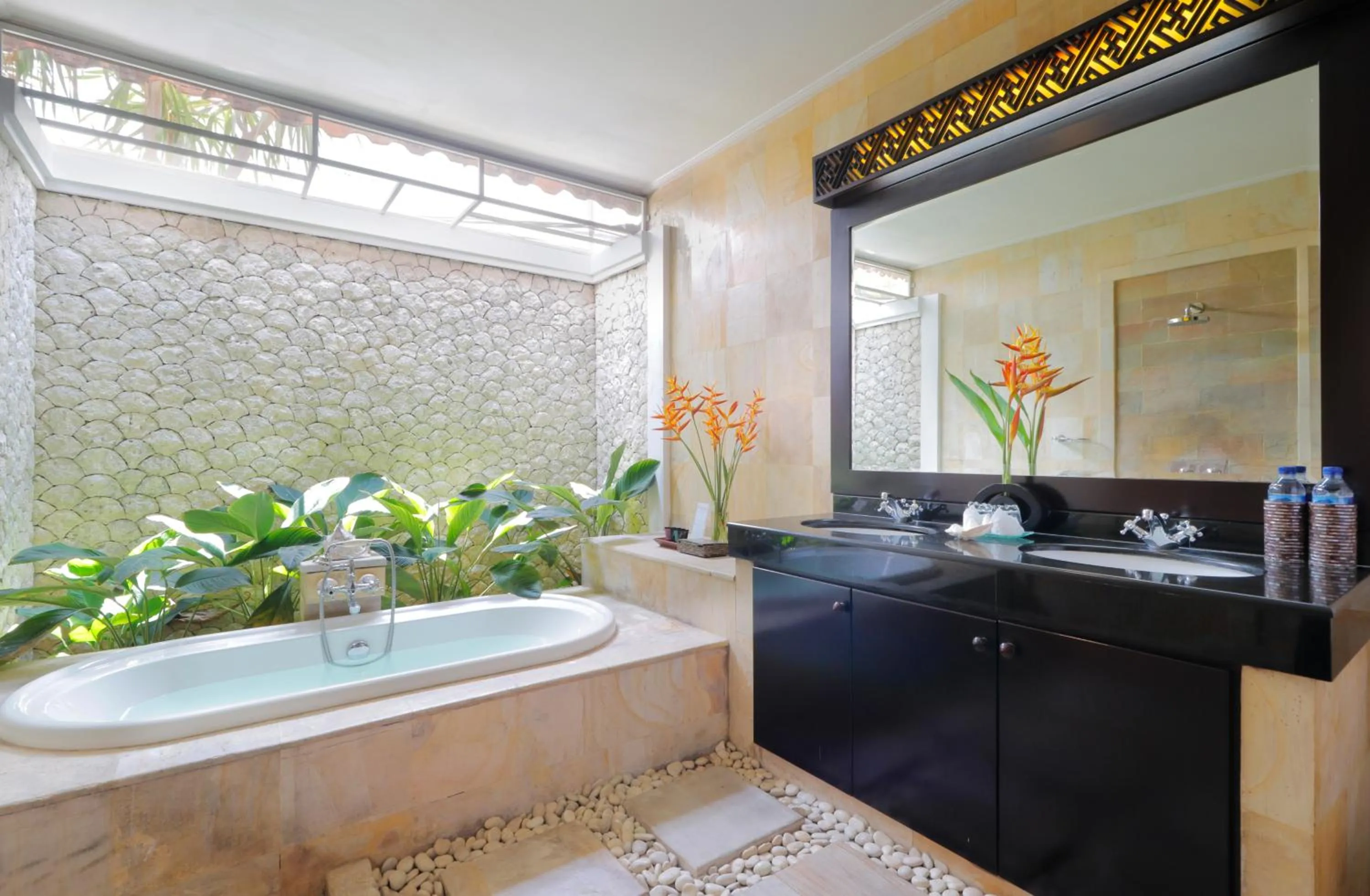 Bathroom in Heliconia Villa