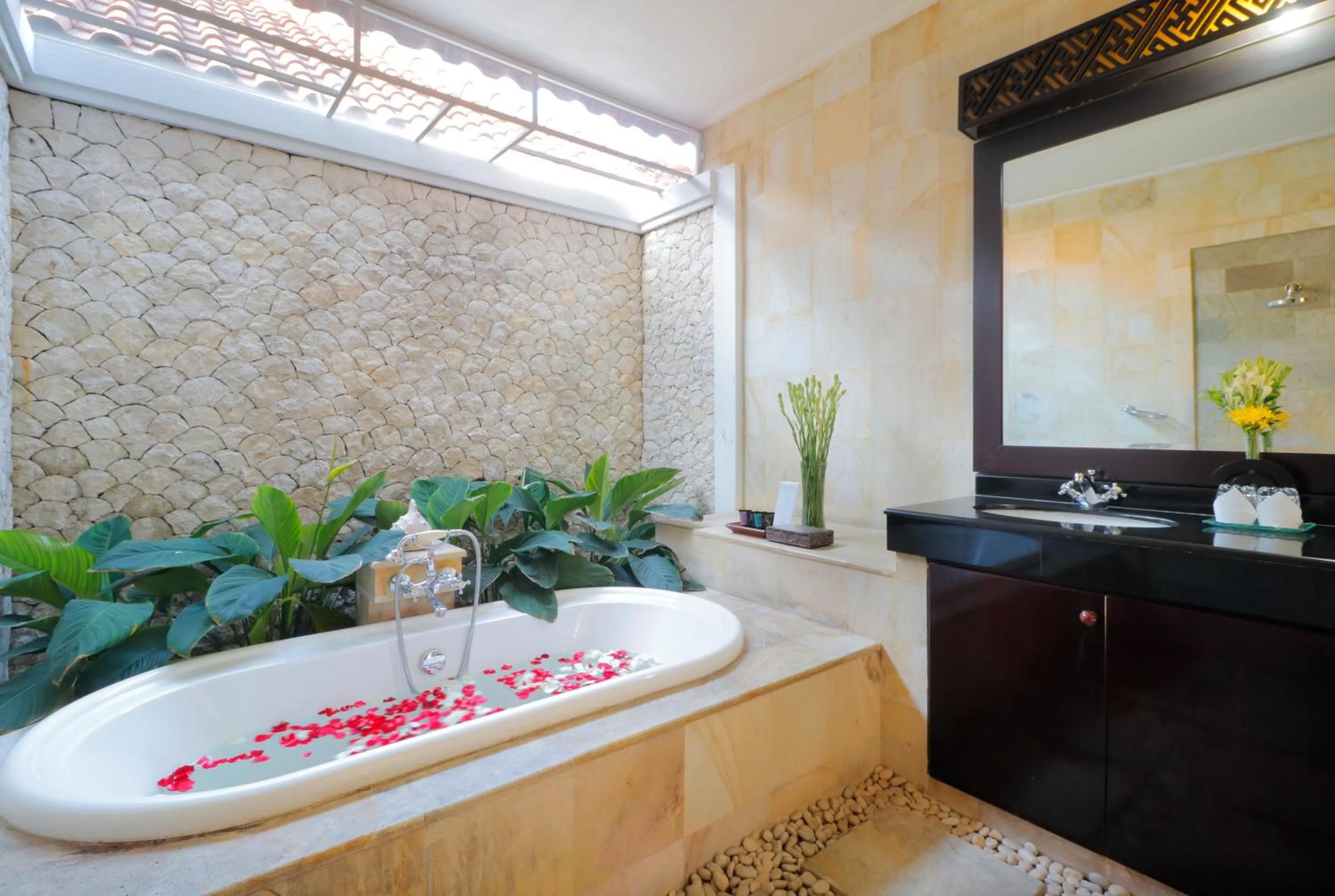 Bathroom in Heliconia Villa