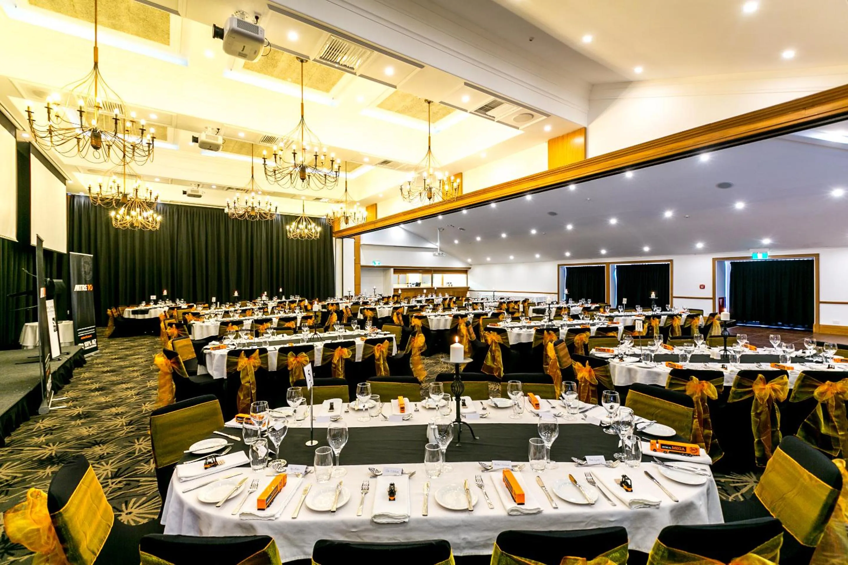Banquet/Function facilities in Plymouth International