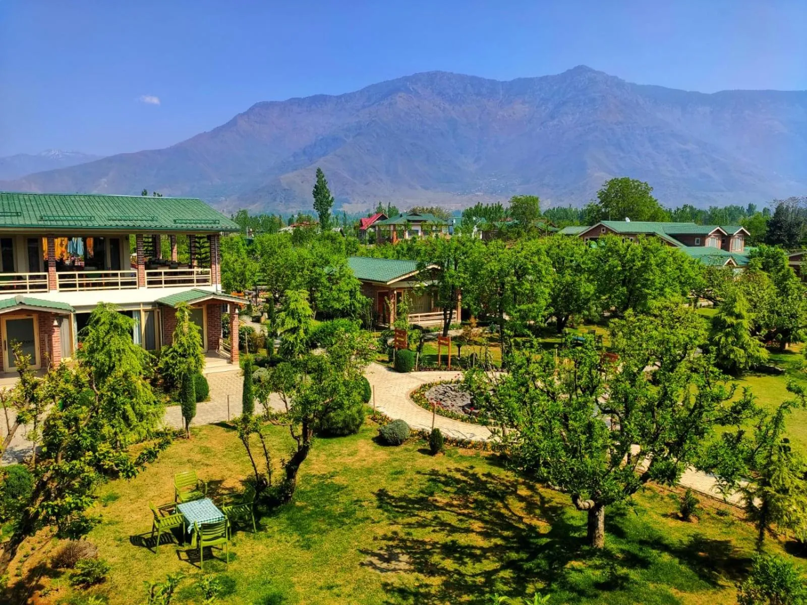 Mountain view in The Orchard Retreat & Spa