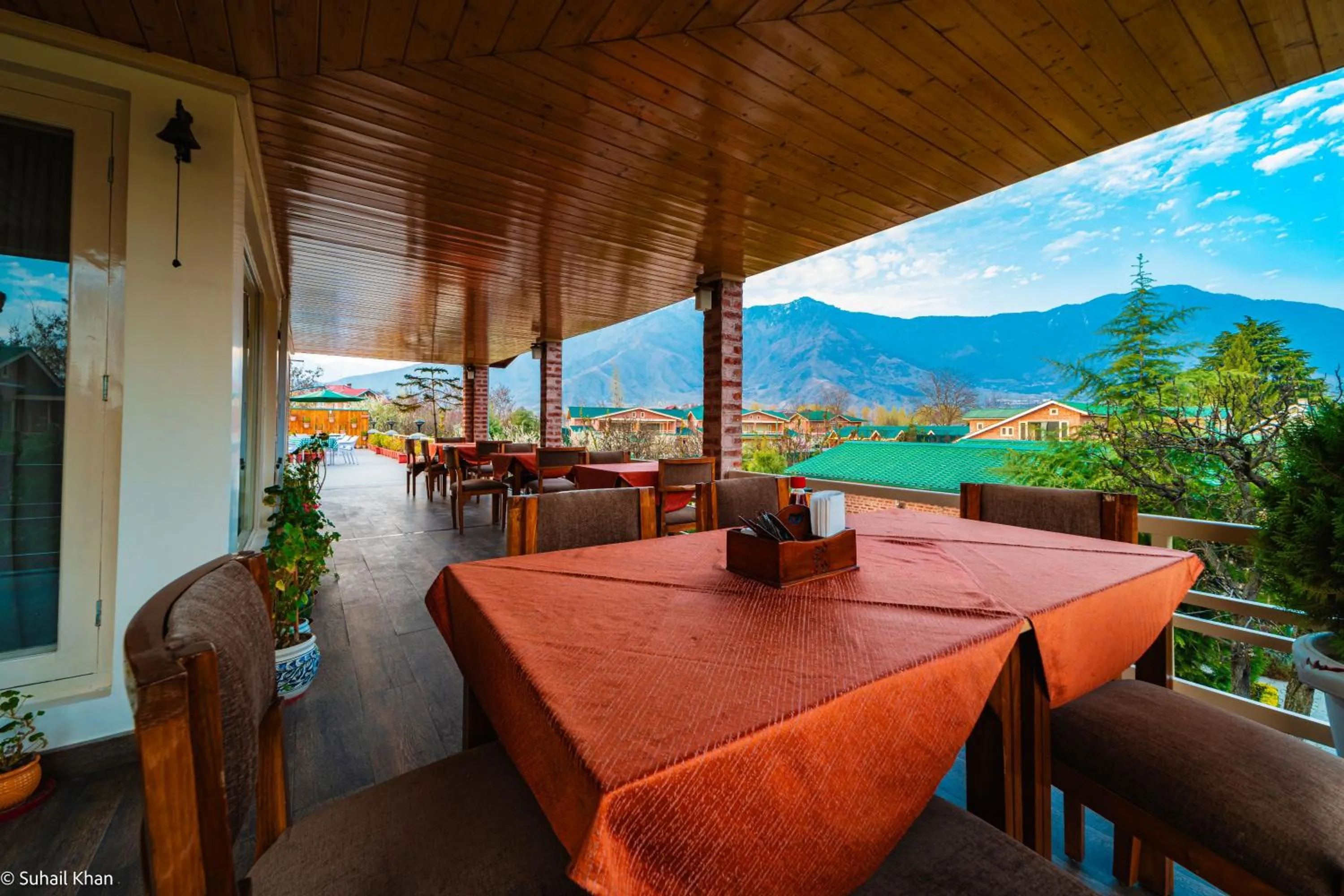 Restaurant/places to eat in The Orchard Retreat & Spa